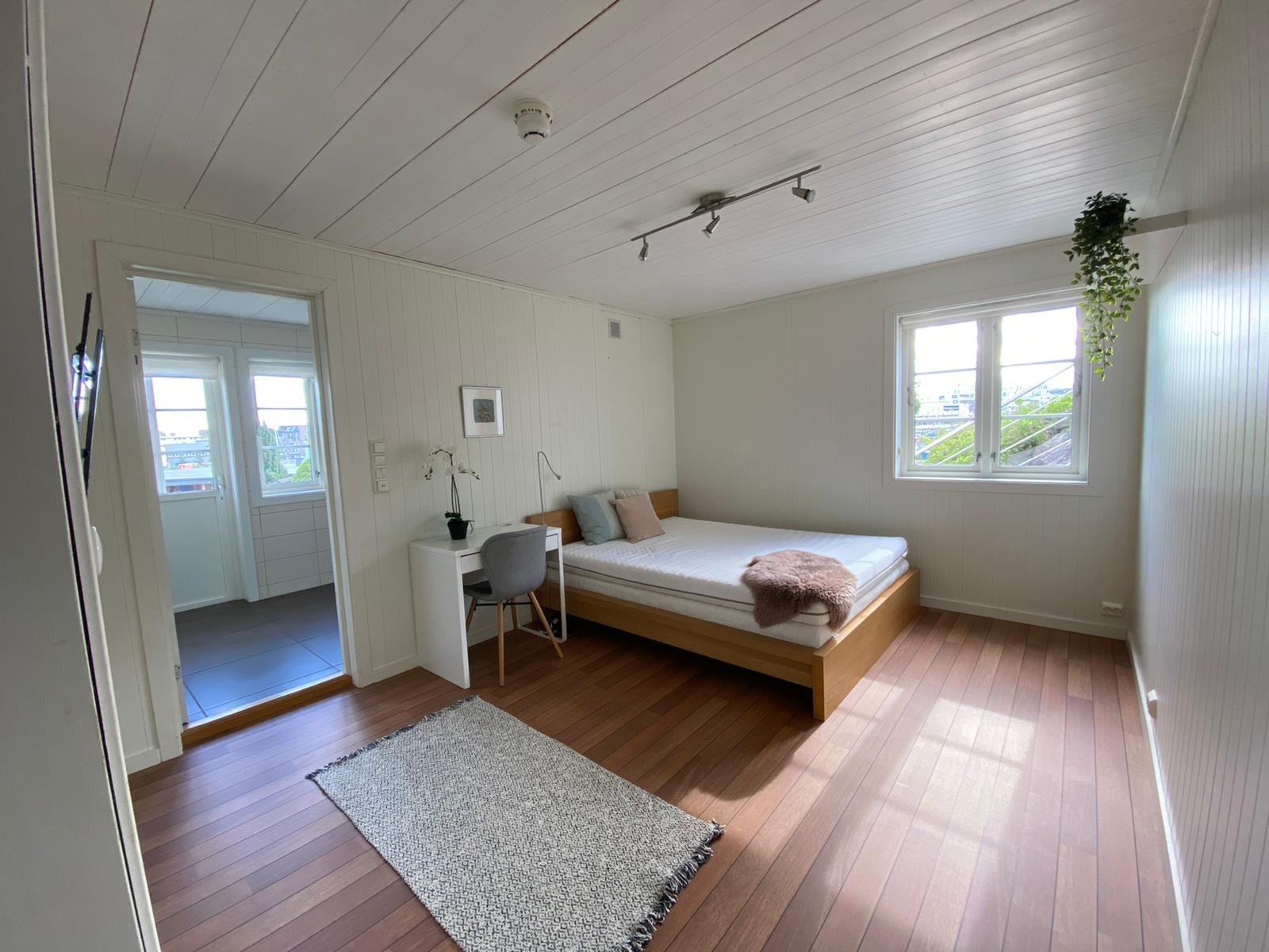 Rom 3 8900 (en suite) Galleribilde