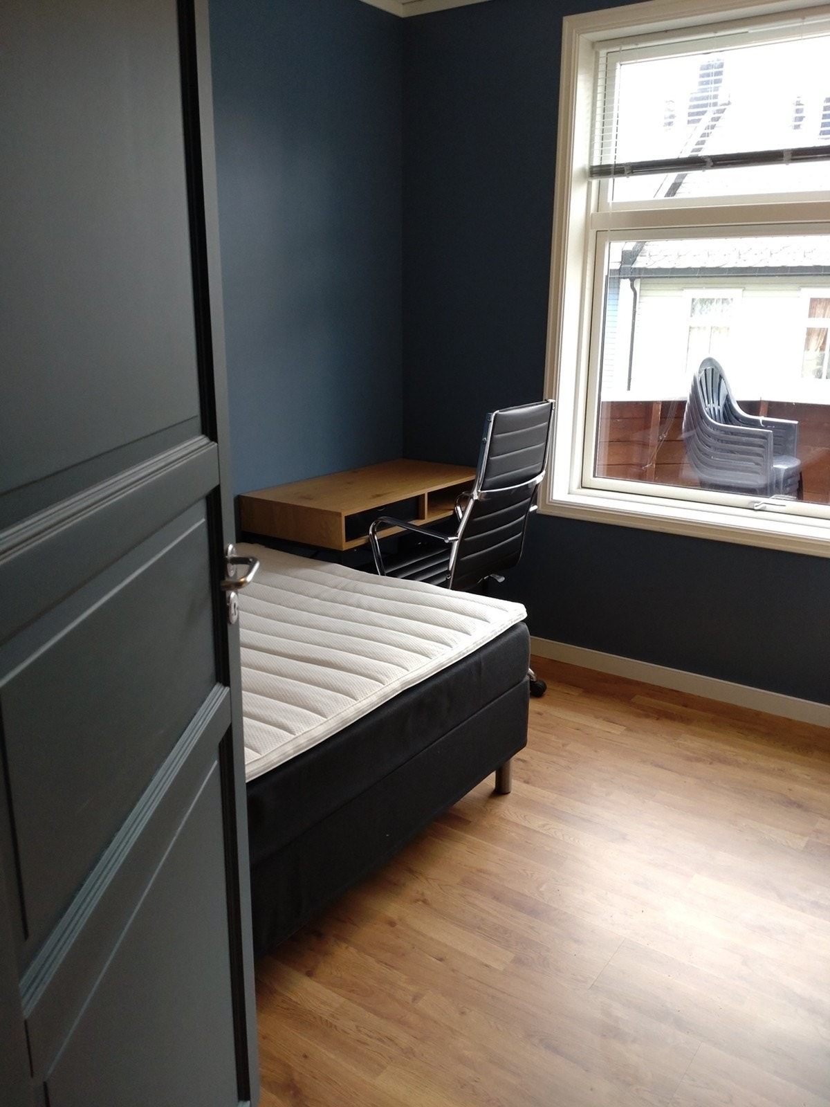 Rom 4 -utleid Galleribilde