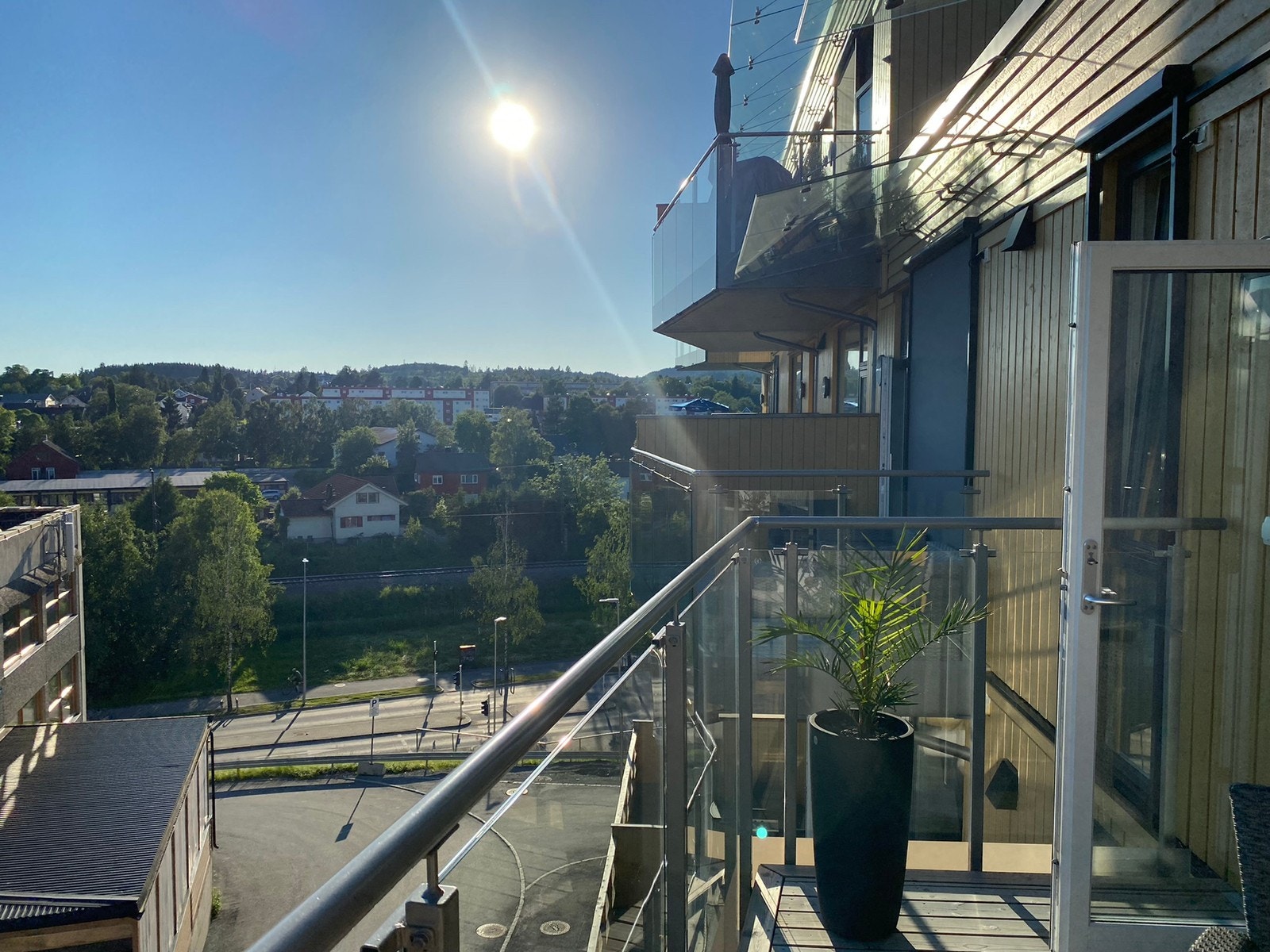 Bildet er av kveldssolen Galleribilde