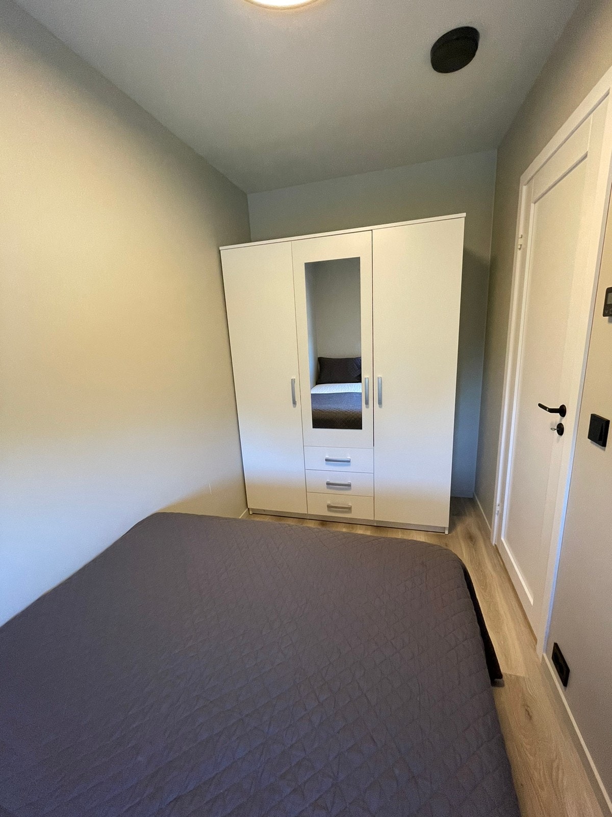 Skap med god plass. Galleribilde