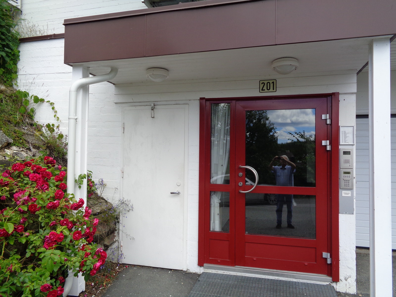 Inngangsparti nedre etg. Galleribilde