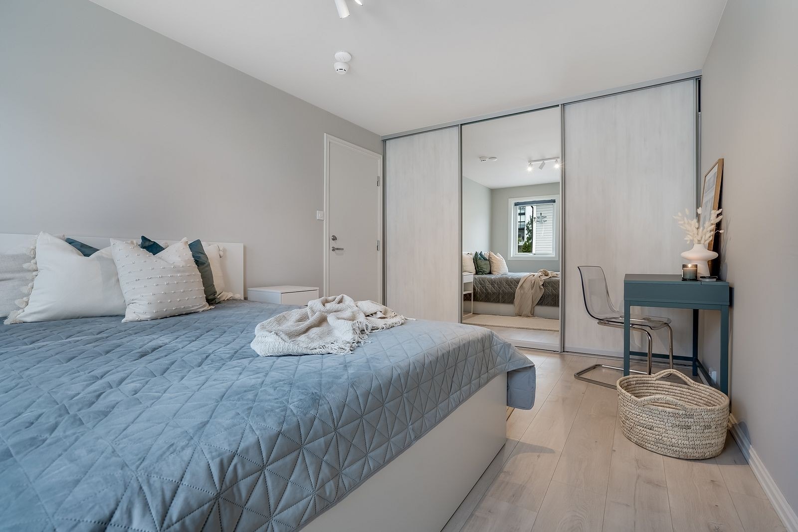 Rom 5 - UTLEID Galleribilde