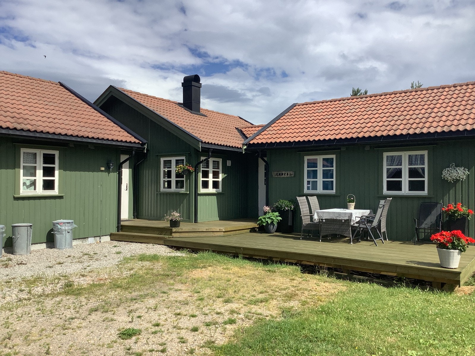 inngangsparti stor hytte Galleribilde