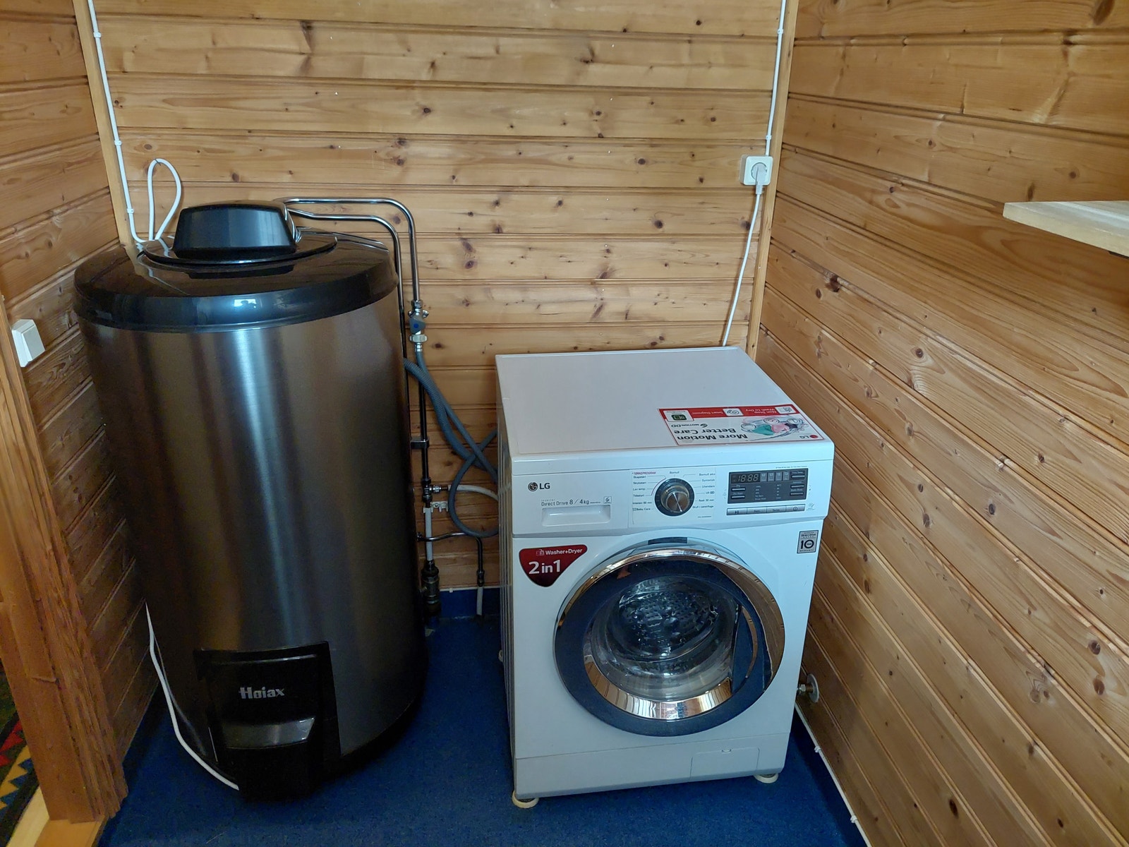 Vaskerom: Ny 200 l varmtvannstank, opplegg for vaskemaskin og frostfri utekran i 2018. Galleribilde