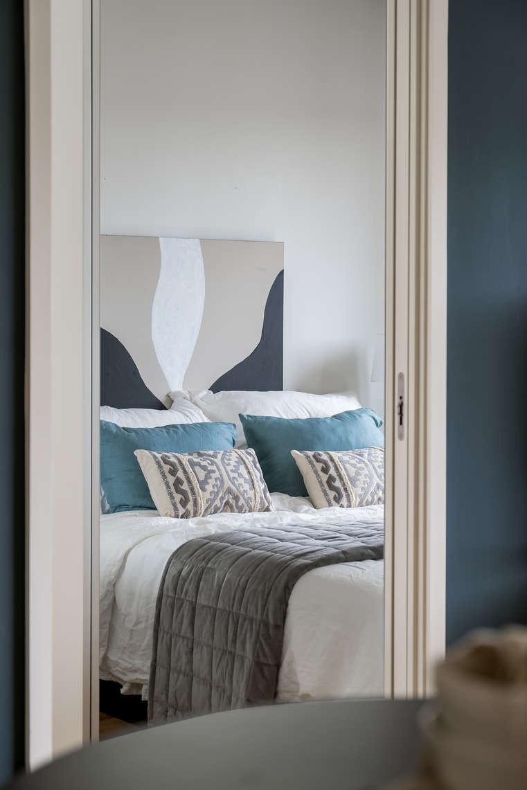 Inngang til soverommet fra stuen. Galleribilde