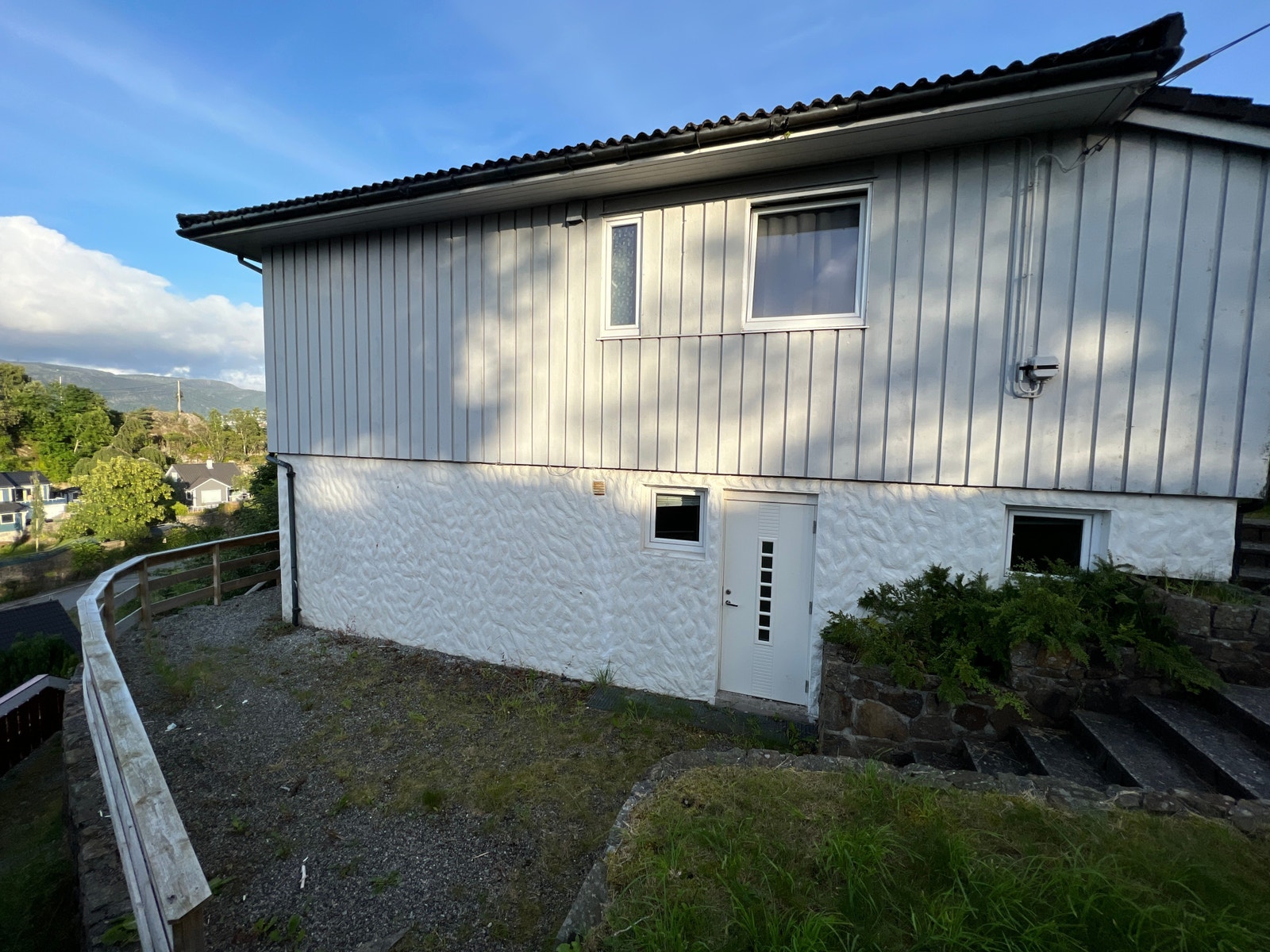 Inngang og uteområde Galleribilde