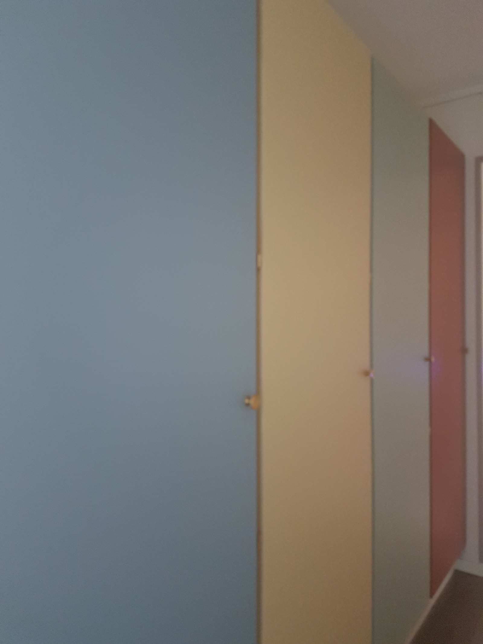 Et skap til hver hybel i gang. Galleribilde