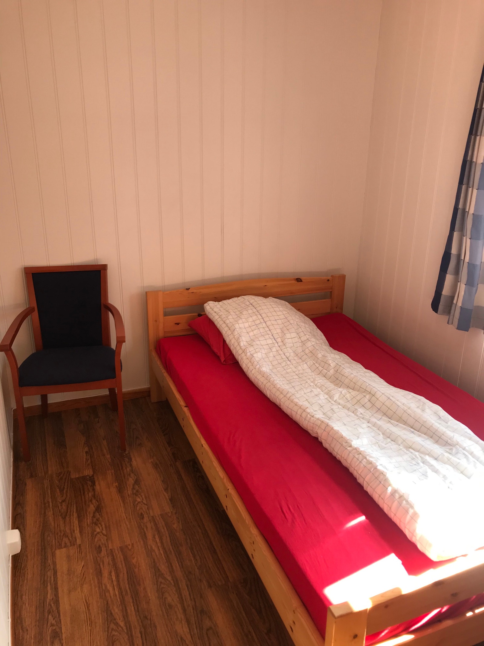 soverom 5, 120 cm seng Galleribilde