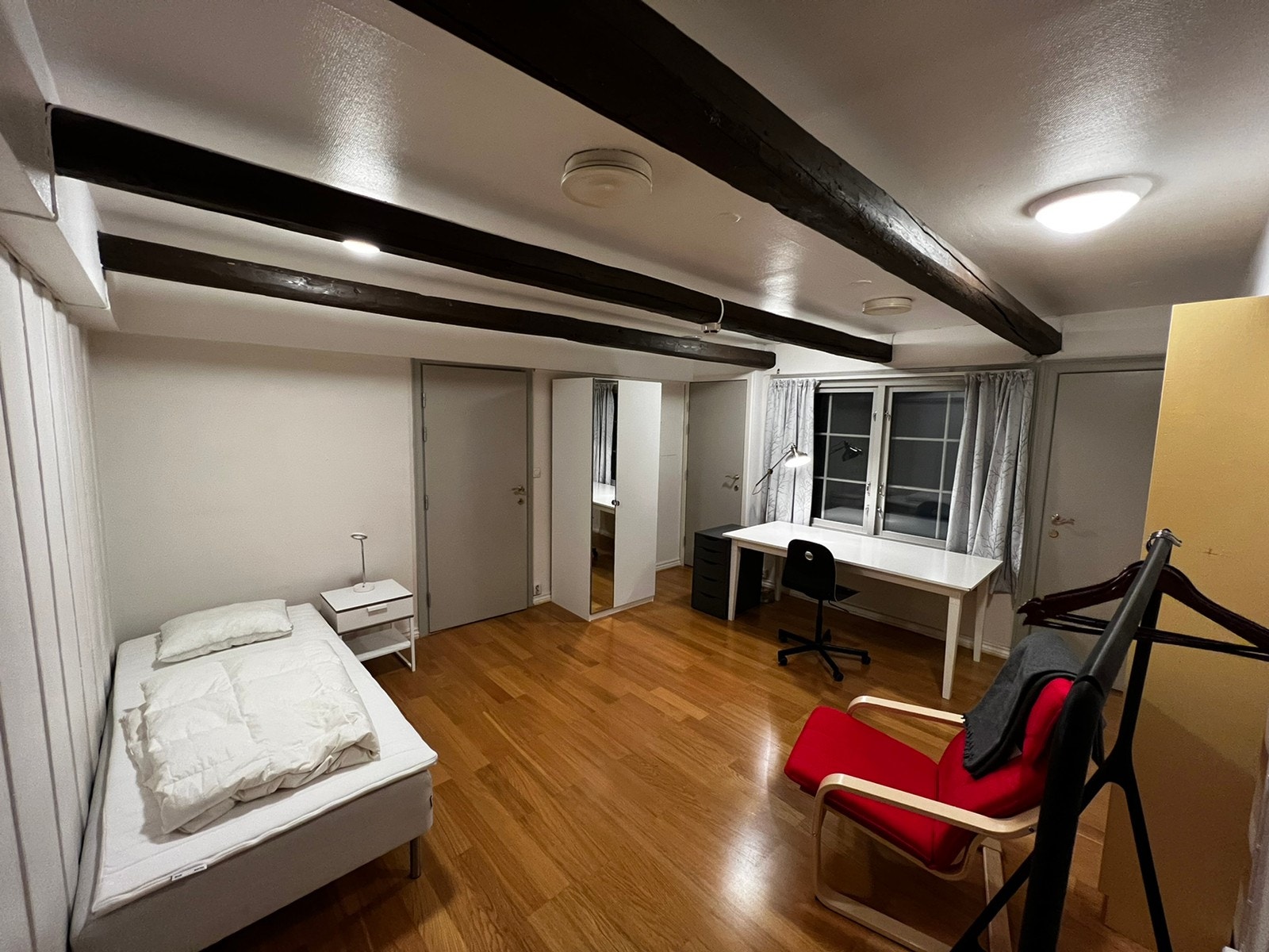 Rom 4 - 18,8 m2 Galleribilde