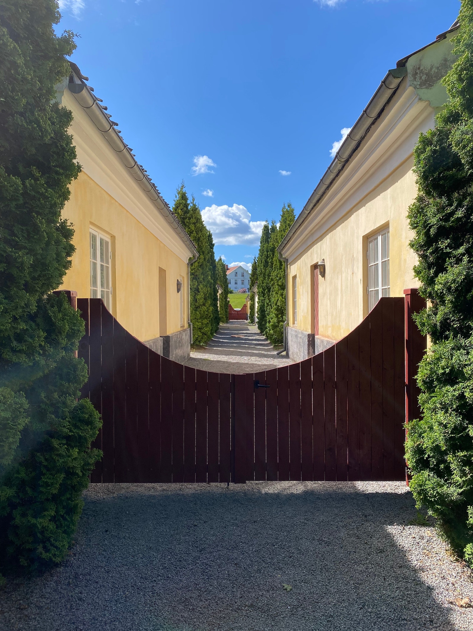 Inngang til hagen Galleribilde