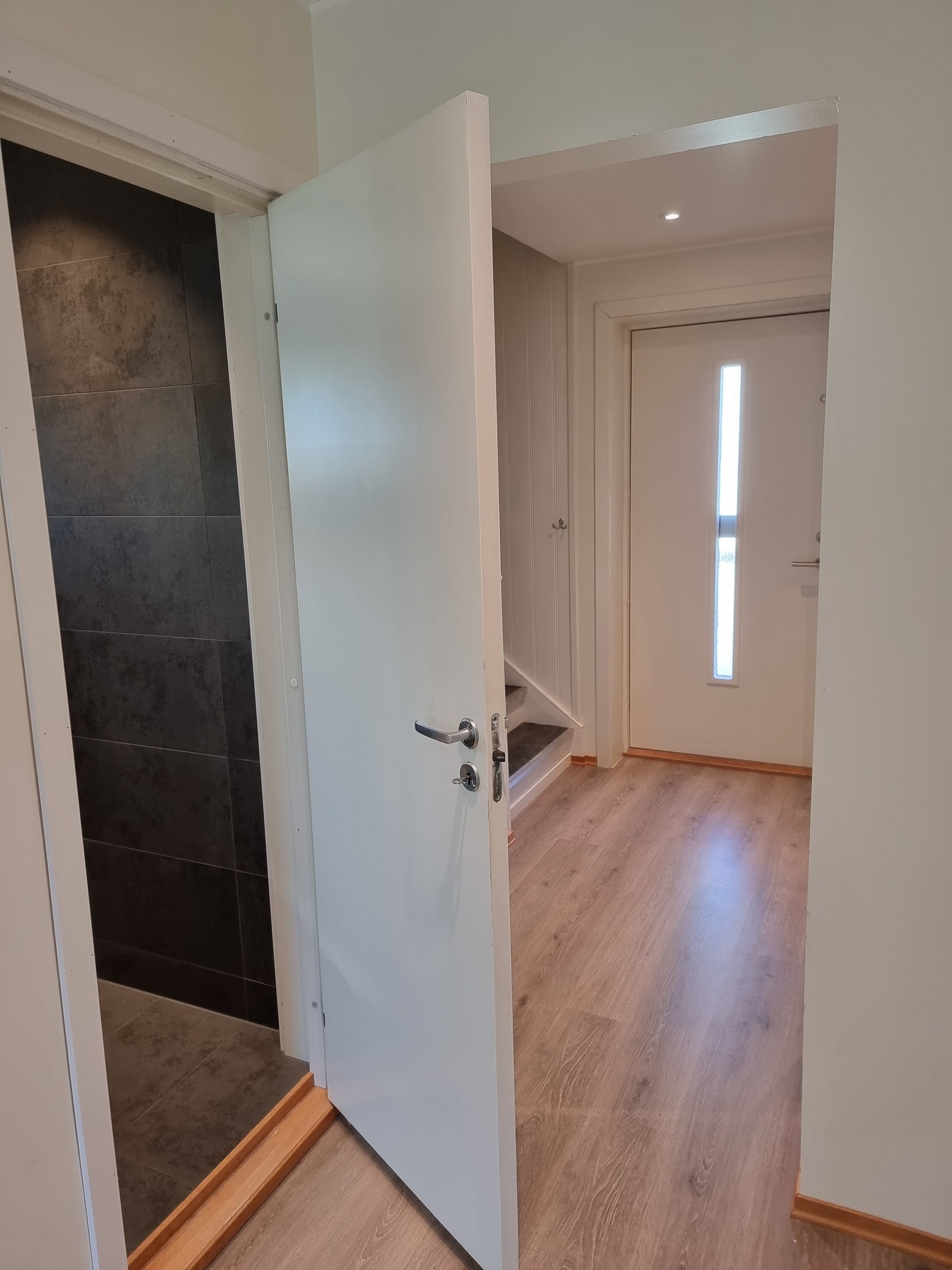 Inngangen til badet Galleribilde