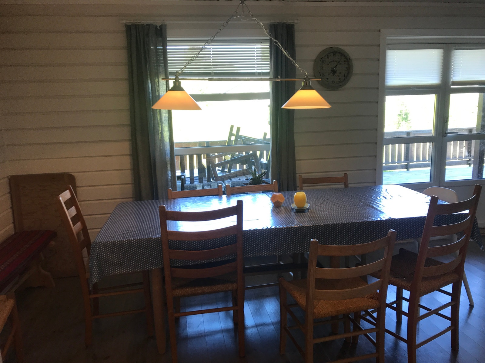 Stort spisebord Galleribilde