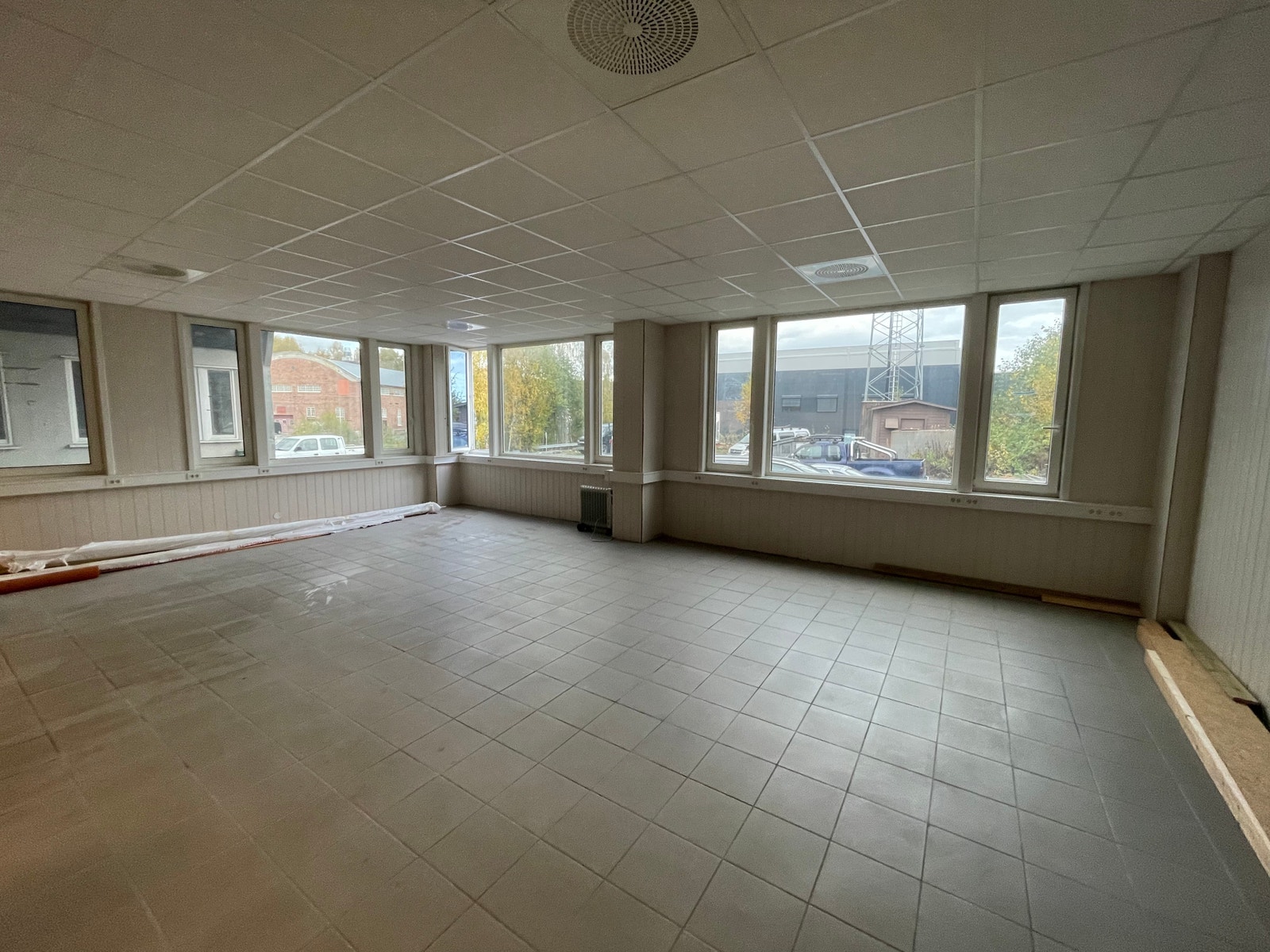 En av flere kontorlokaler Galleribilde