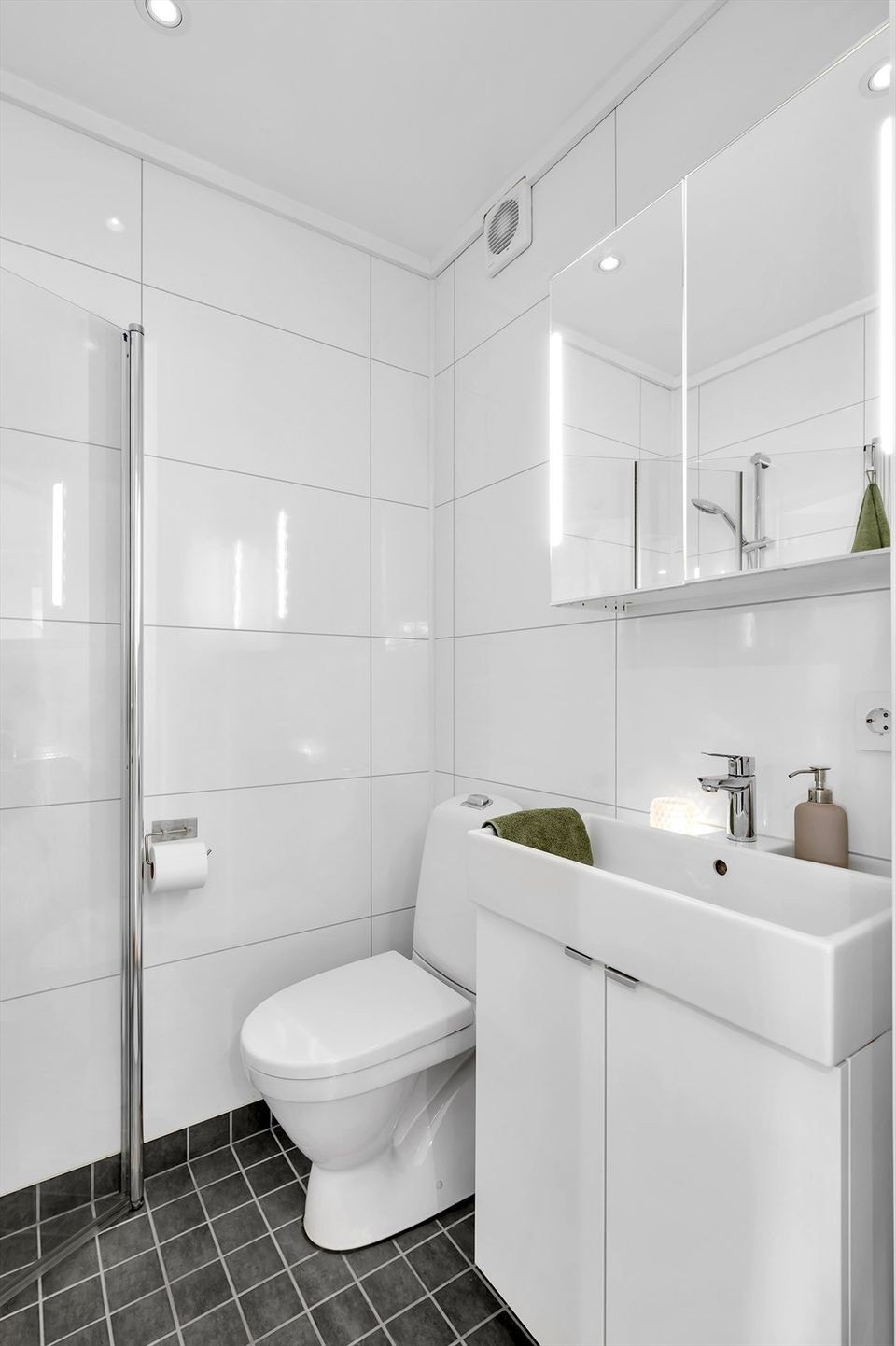 Bad oppe Galleribilde