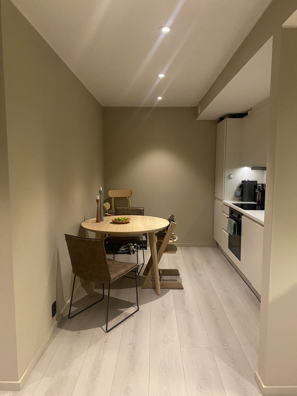 Kjøkken møblert(medfølger ikke) Galleribilde