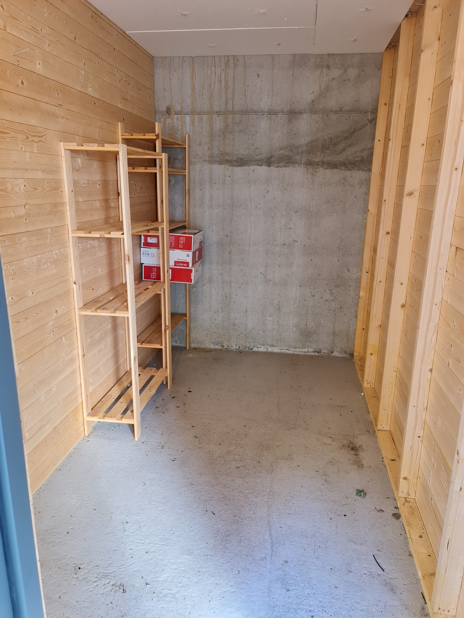 God plass i utvendig bod Galleribilde