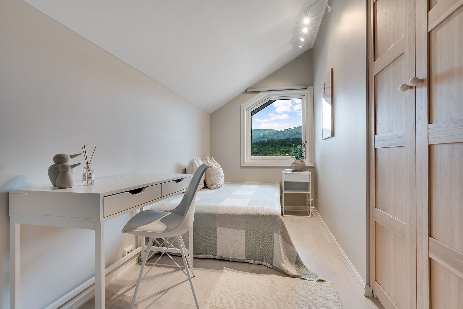 Rom 6 - UTLEID Galleribilde