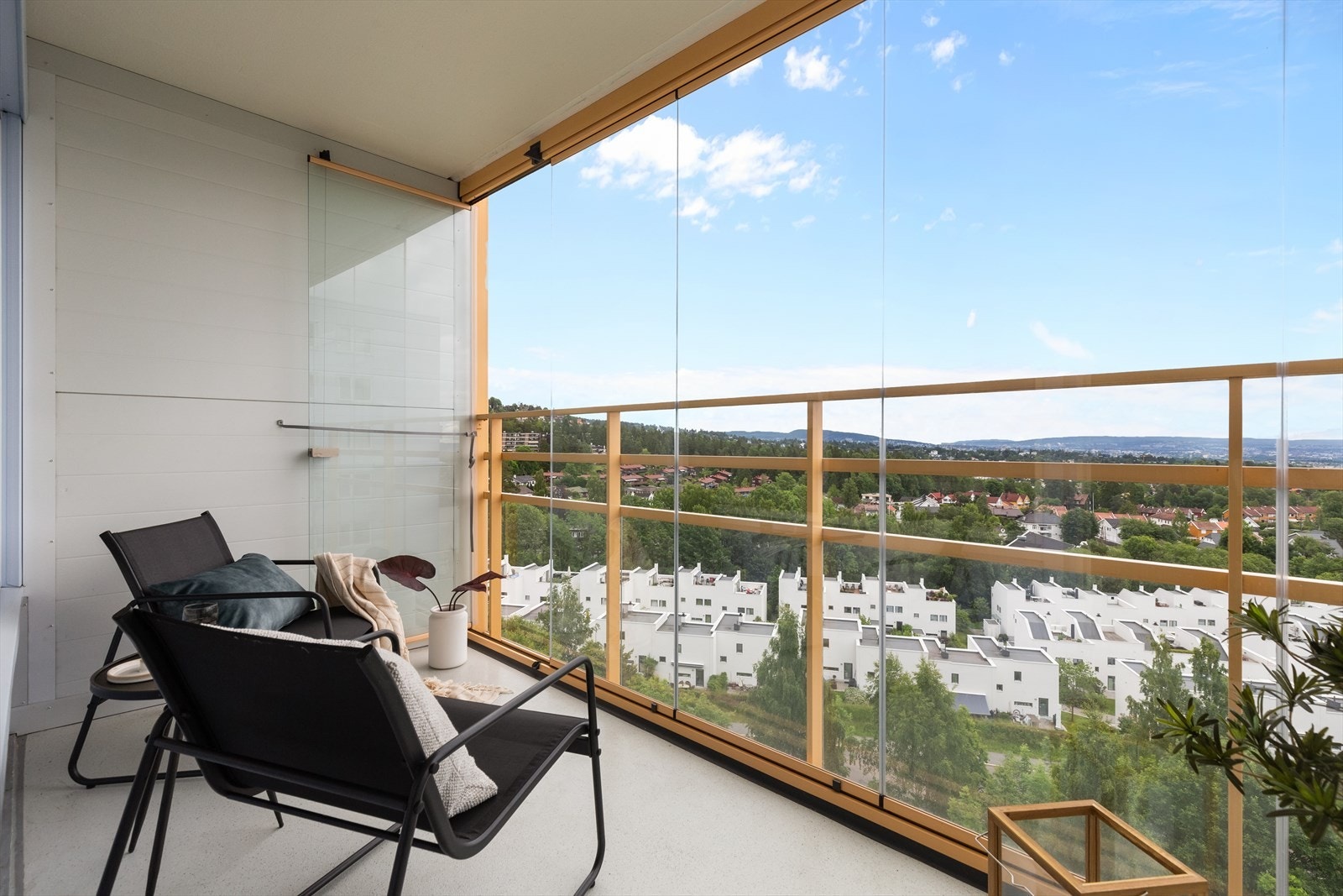 Velkommen til Hovseterveien 98. Galleribilde