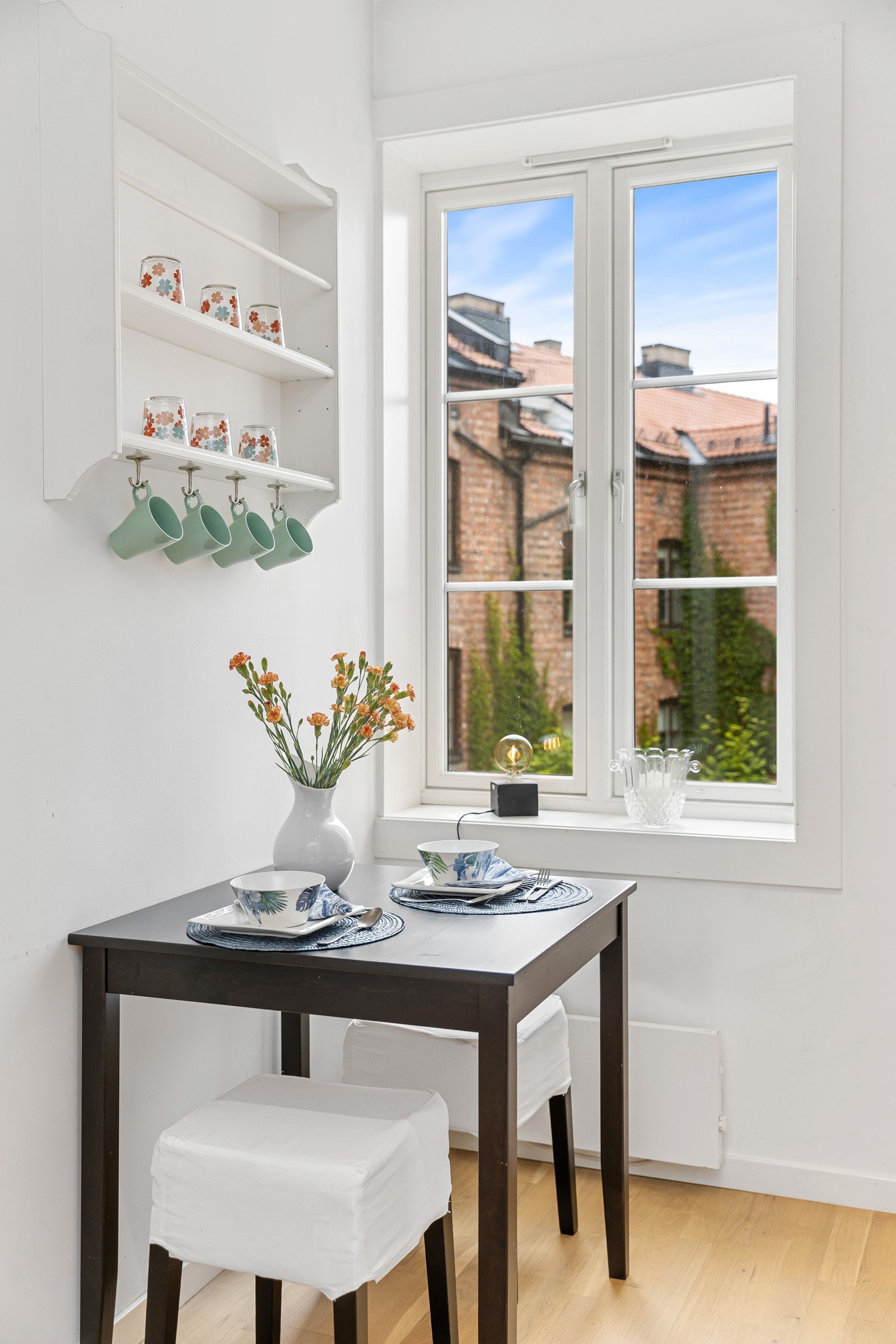 Plass til spisebord. Galleribilde