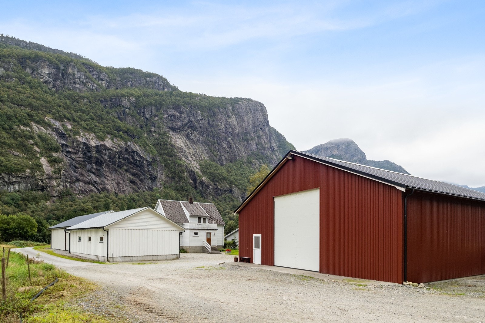 Redskapshus og driftsbygning Galleribilde
