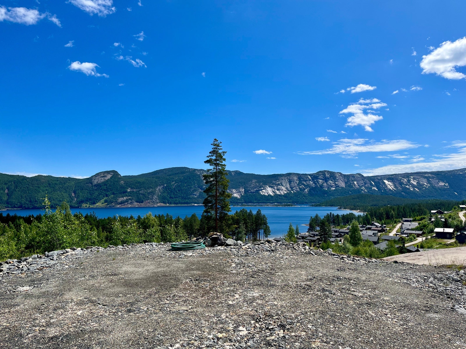 Bilde fra den aktuelle tomten ved Nisser Hyttegrend Galleribilde