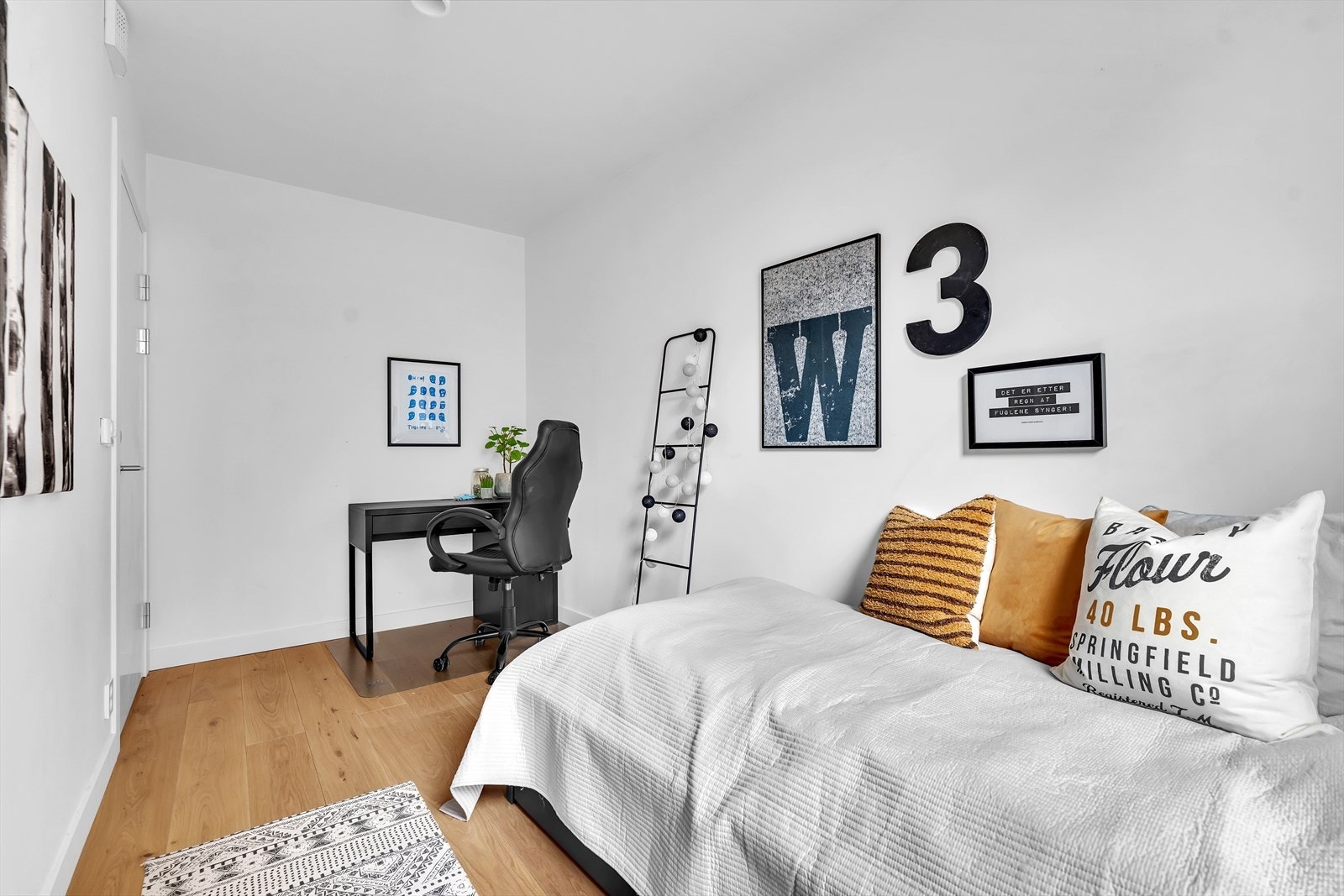 Dette rommet egner seg godt til barnerom, gjesterom eller kontor. Galleribilde