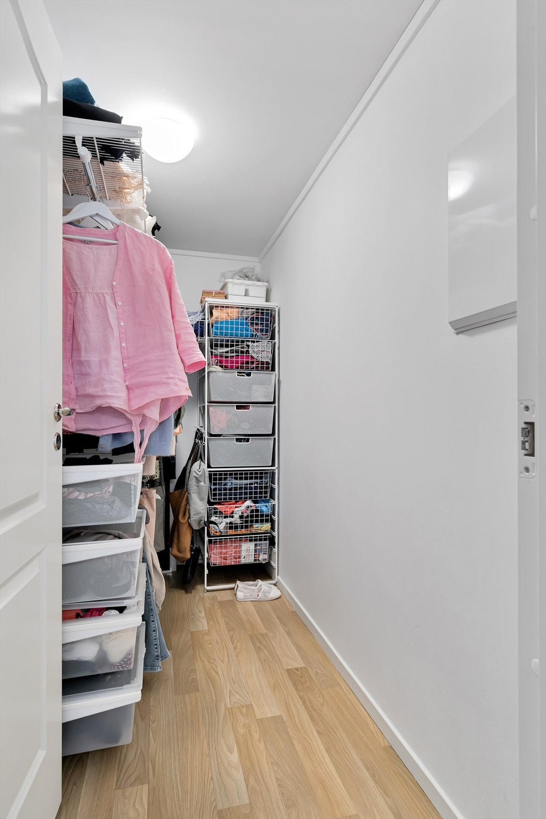 Soverom - Garderobe Galleribilde