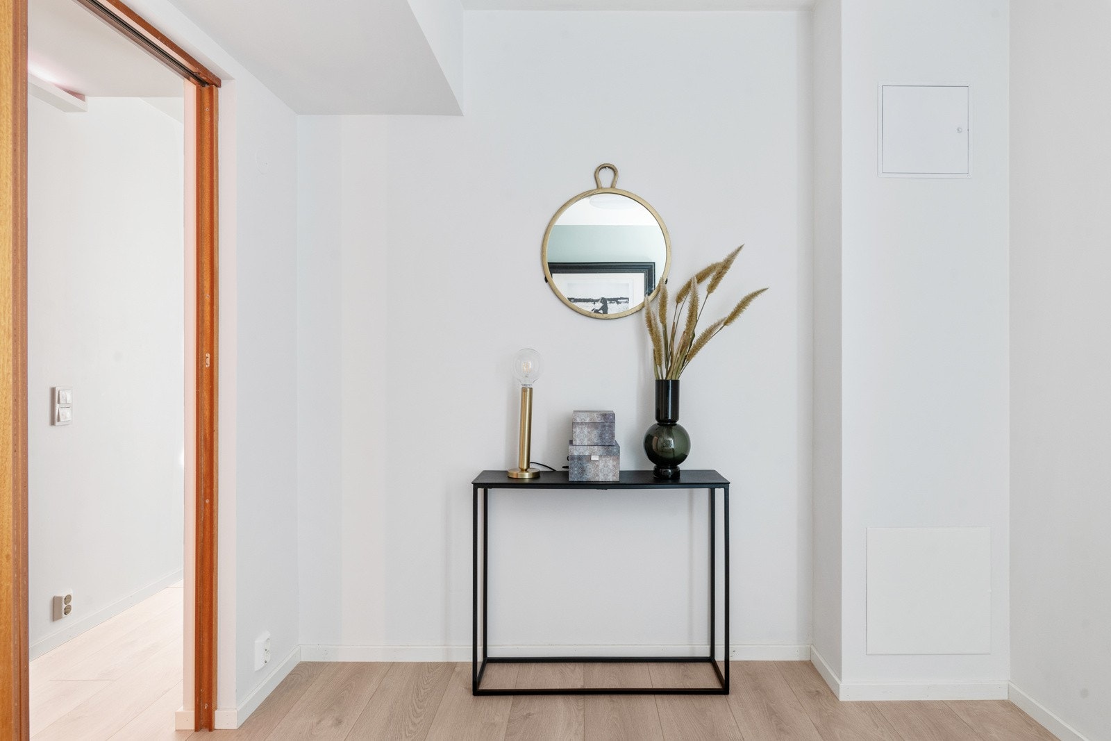 Her er det gode muligheter for garderobeløsning. Galleribilde