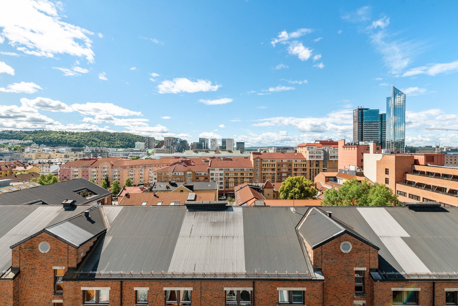 Flott utsyn fra takterassen. Galleribilde