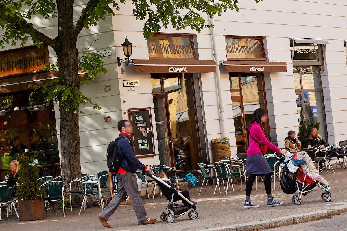 Flere nærliggende kafeer og restauranter. Galleribilde