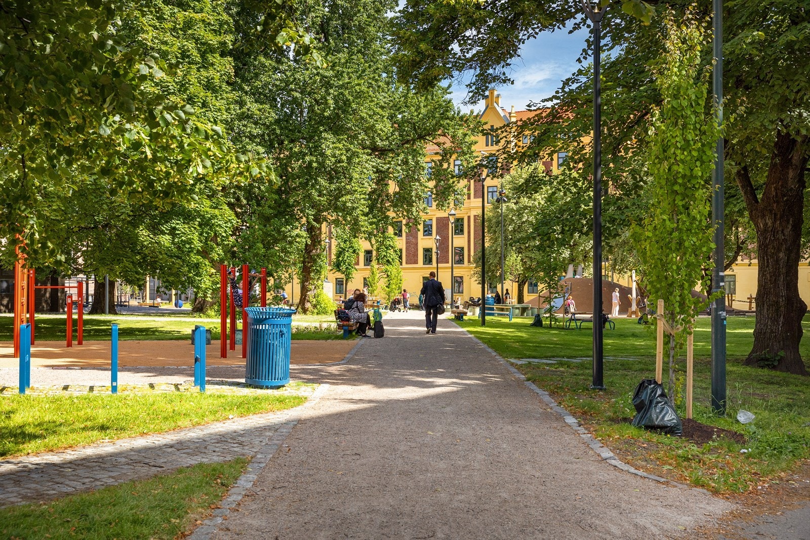 Rudolf Nilsens plass er en populær park og idrettsplass som ble oppgradert nå i 2022. Galleribilde
