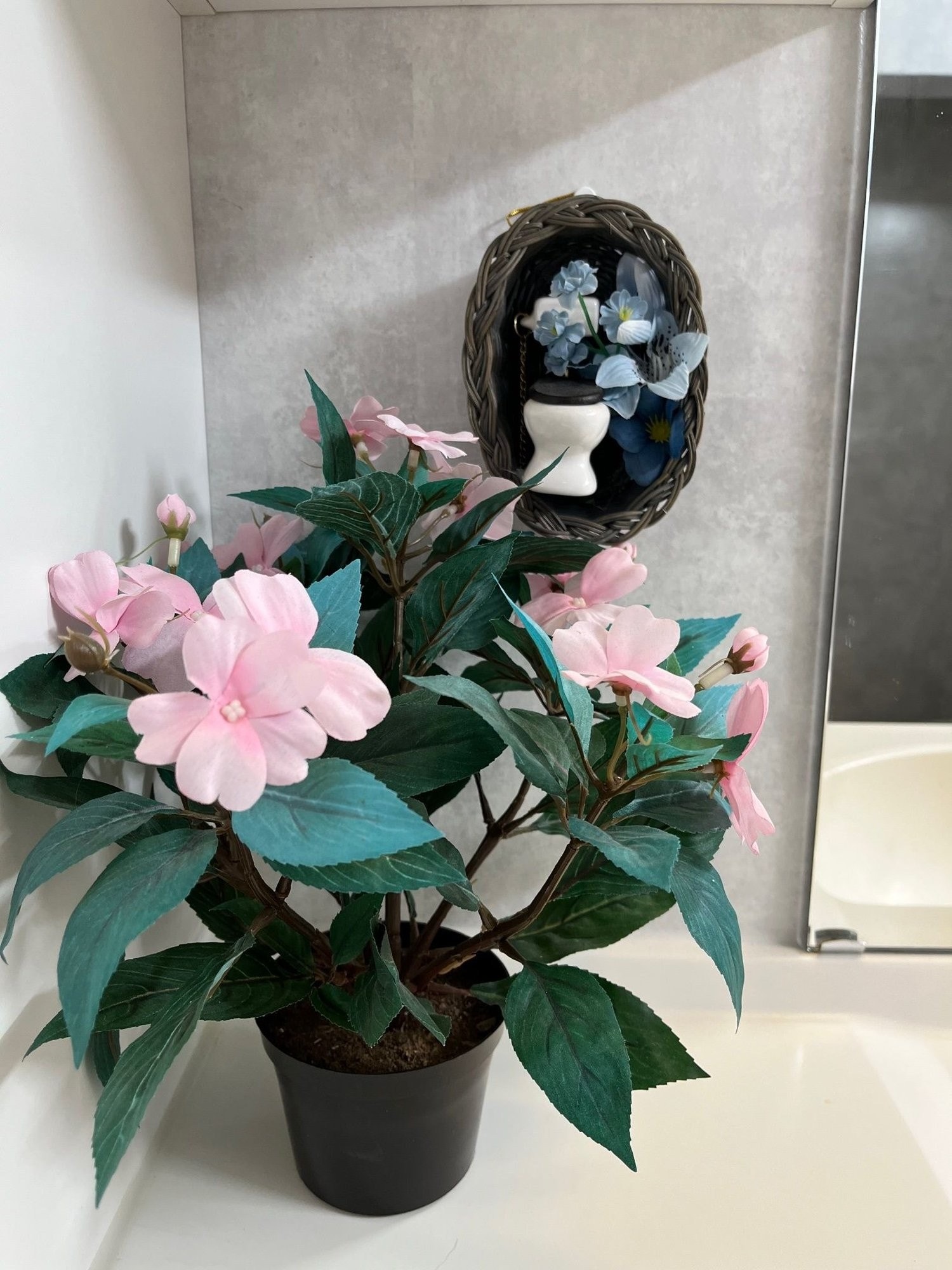 Detaljer fra bad nede. Galleribilde