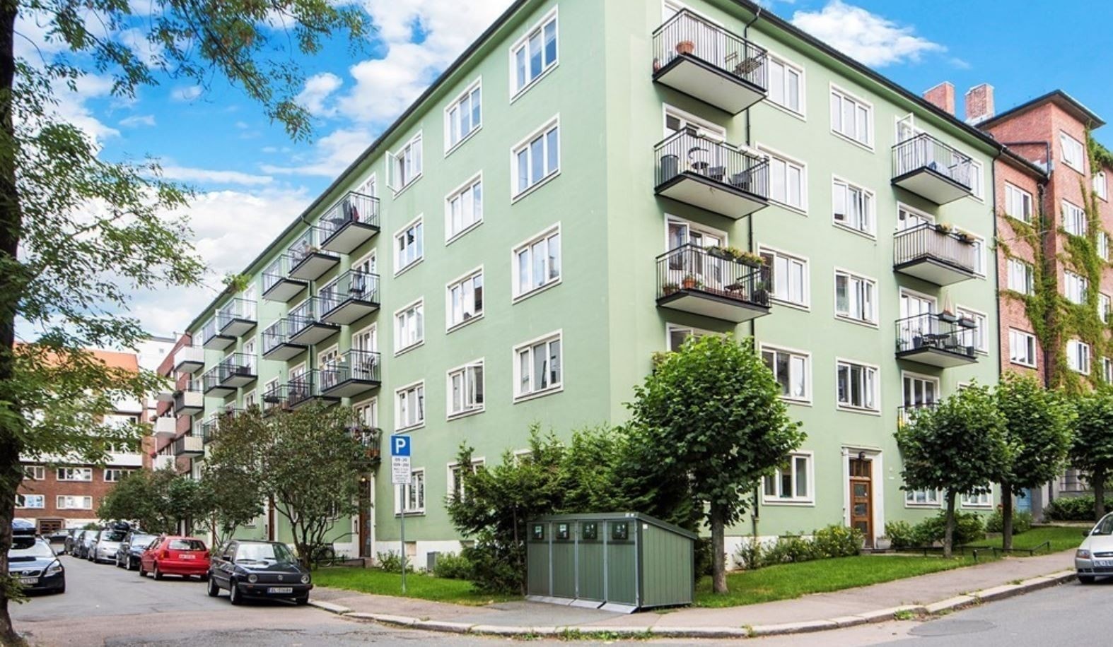 Sjarmerende bygård. Galleribilde