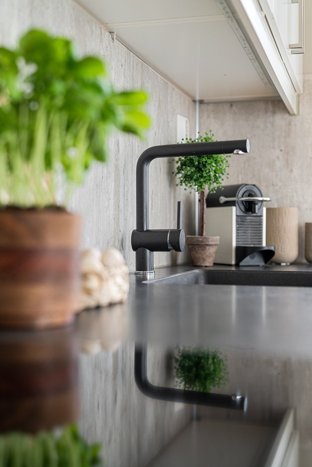 Detaljer fra kjøkkenet. Galleribilde