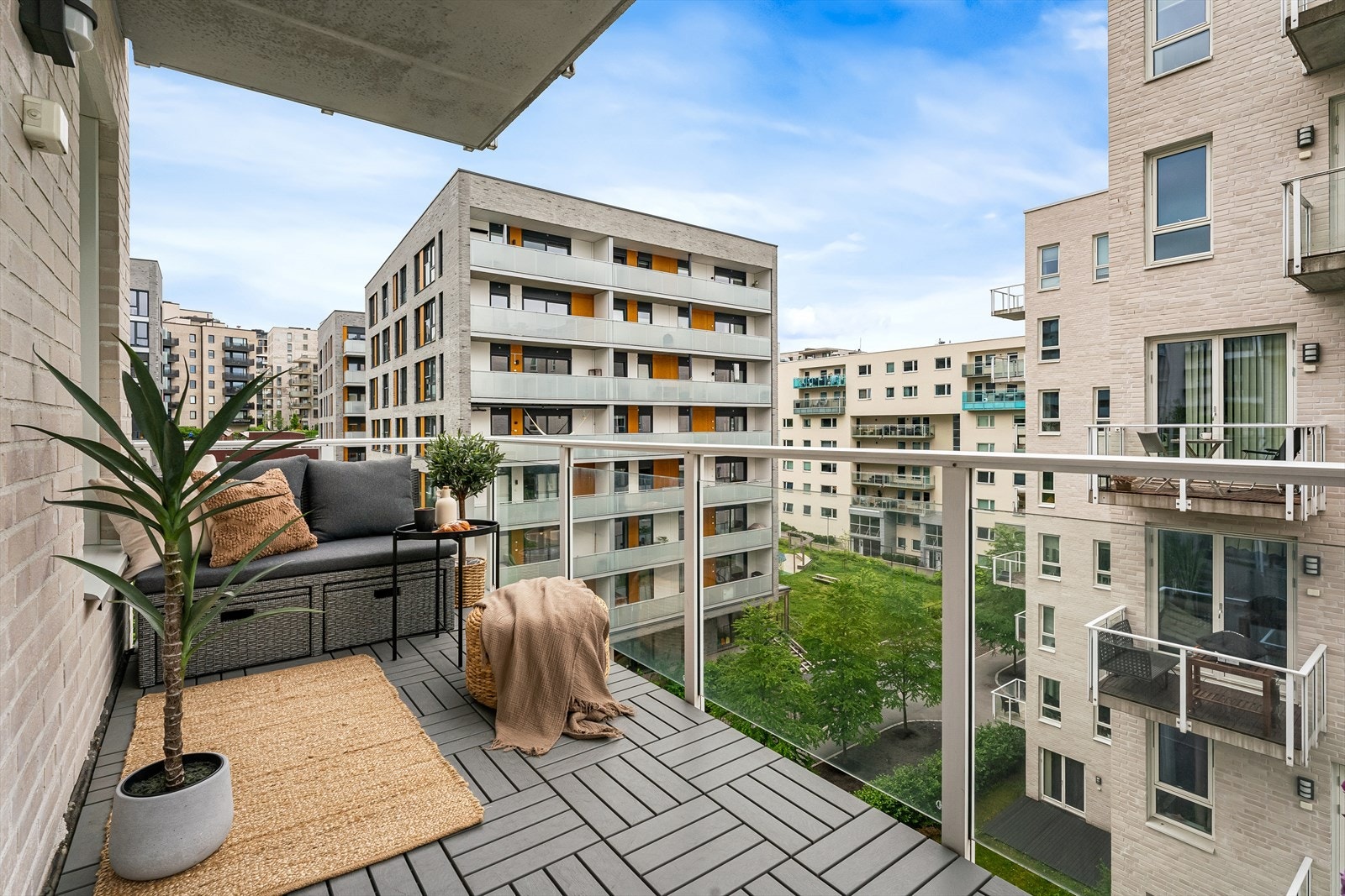 Her har du god plass til sittegruppe. Galleribilde