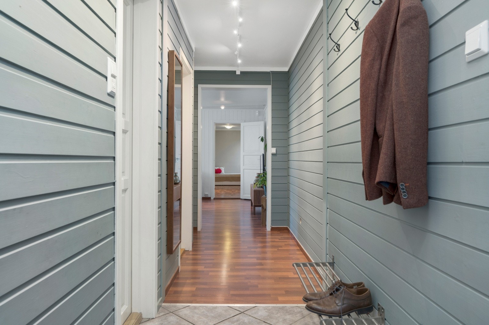 Gang sett mot stue. Galleribilde