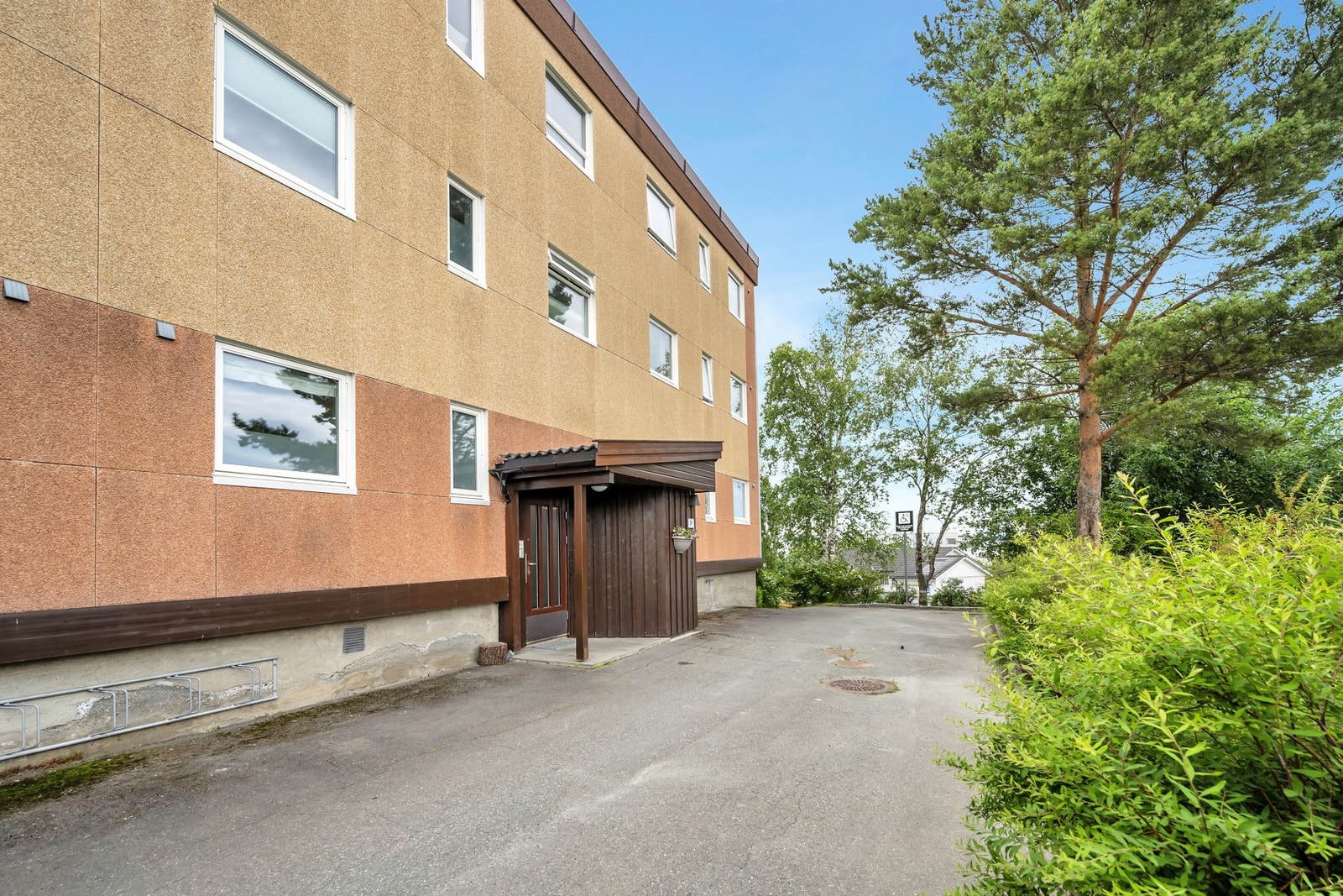 Borettslaget bærer preg av å være godt vedlikeholdt. Østveggen ble rehabilitert med bl.a etterisolering og nye vinduer i 2016. Galleribilde