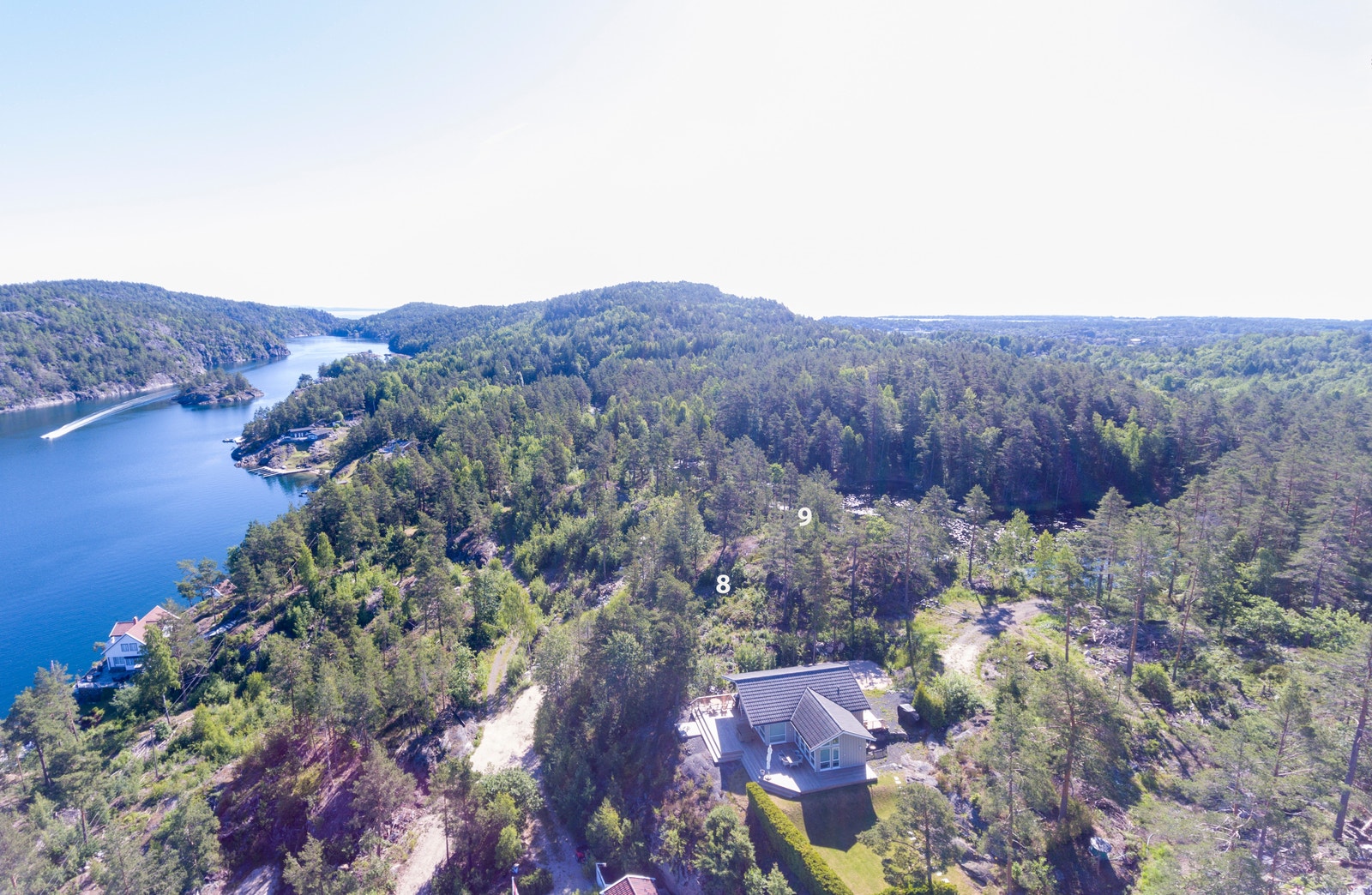 Ta kontakt med grunneier på tlf. 92013051 for spørsmål eller avtale visning Galleribilde