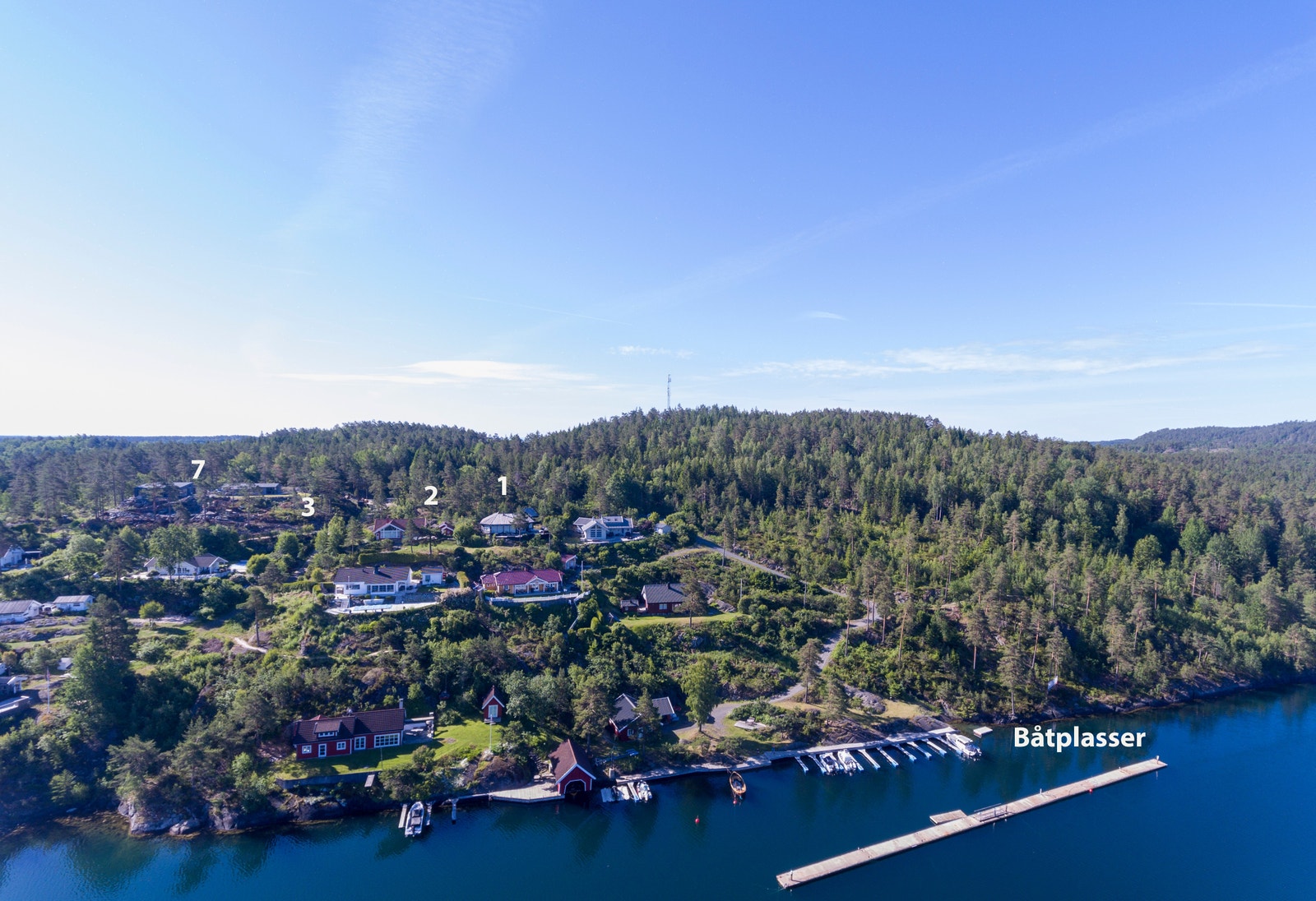 Ta kontakt med grunneier Ellef Ellegård på tlf. 92013051 for spørsmål eller avtale visning Galleribilde