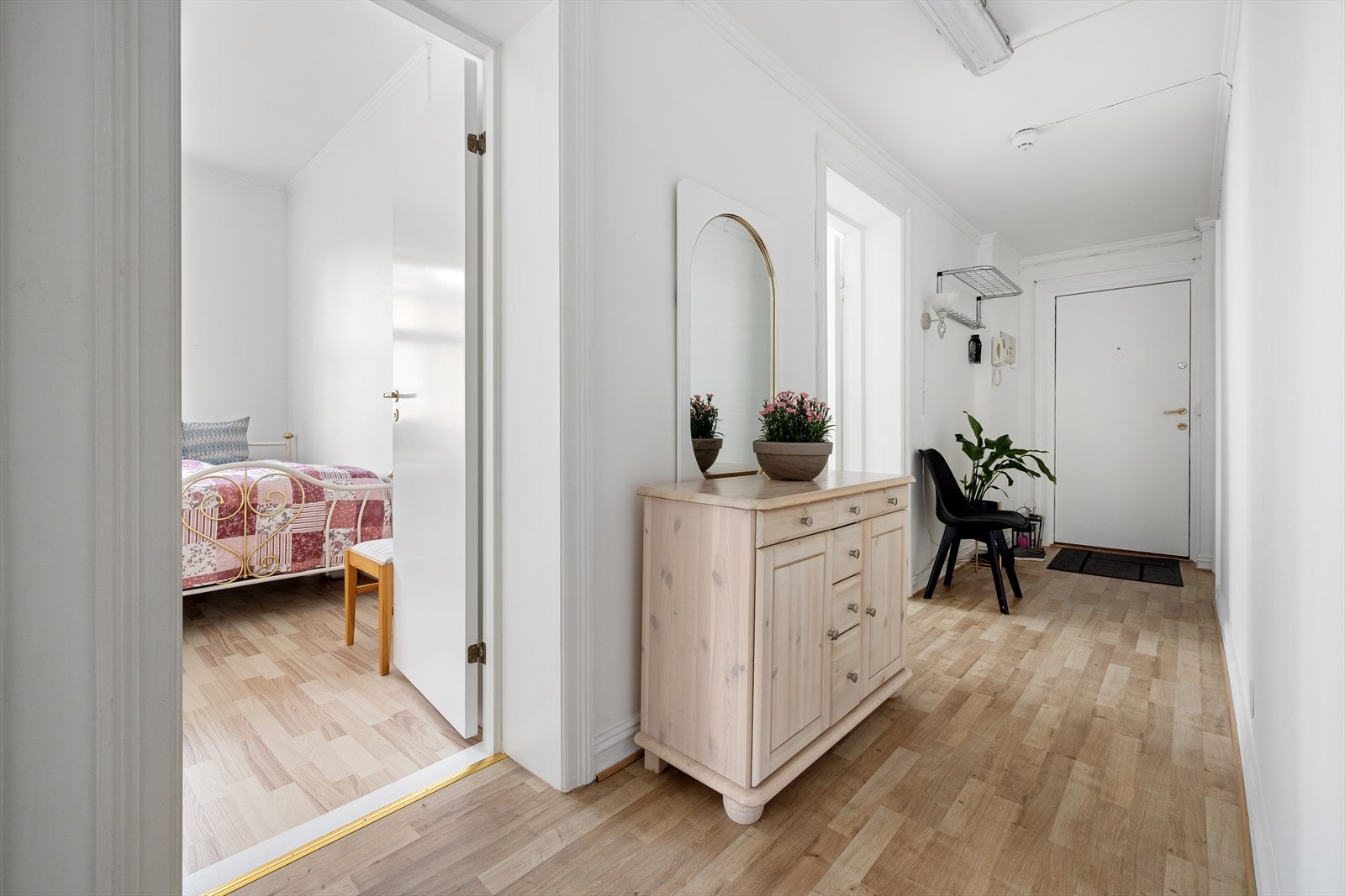 Leiligheten disponerer 1 bod på loft og 1 bod i kjeller. Galleribilde