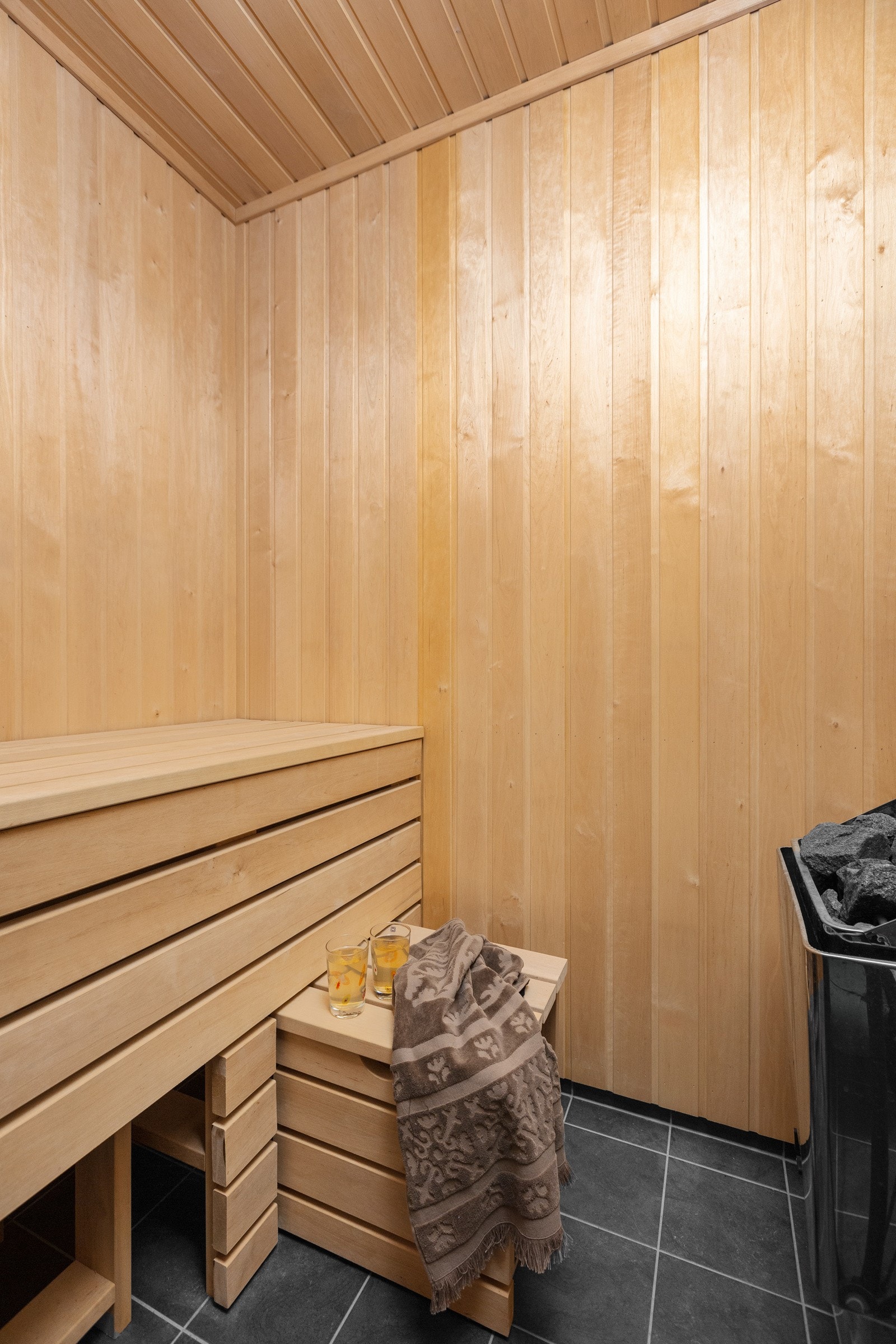 I tillegg har badet egen elekrtisk badstue. Galleribilde