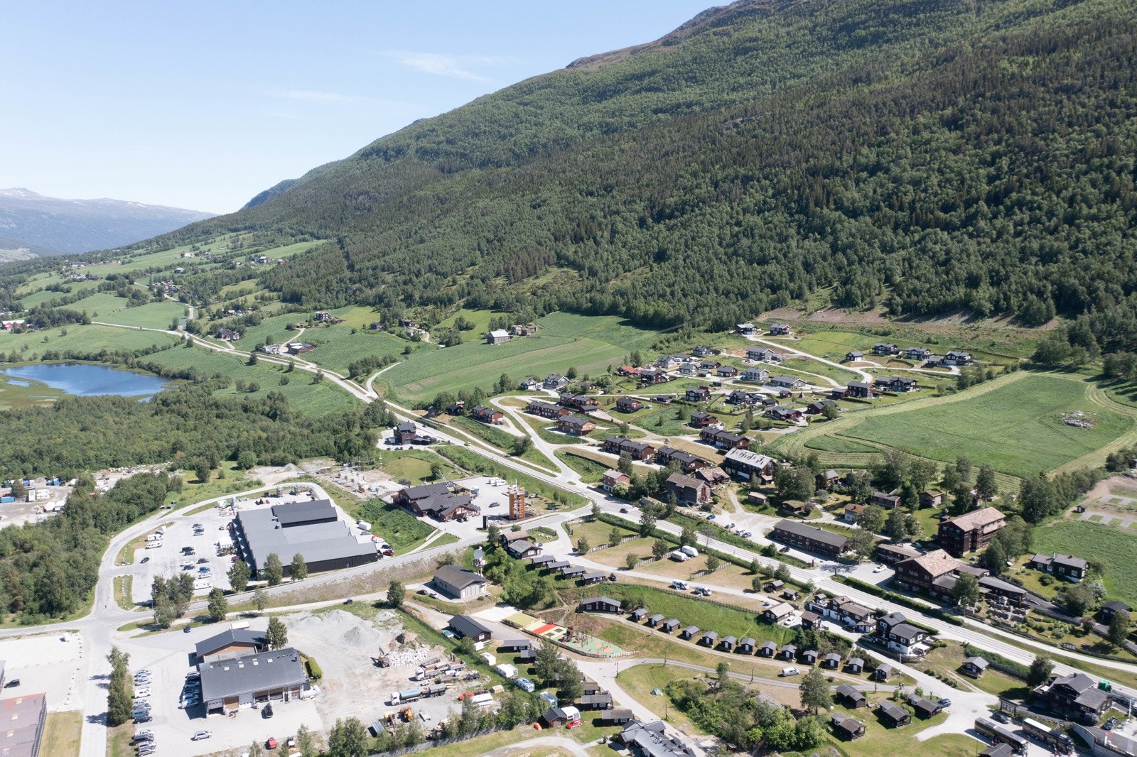 EIE_Lom-4 Galleribilde