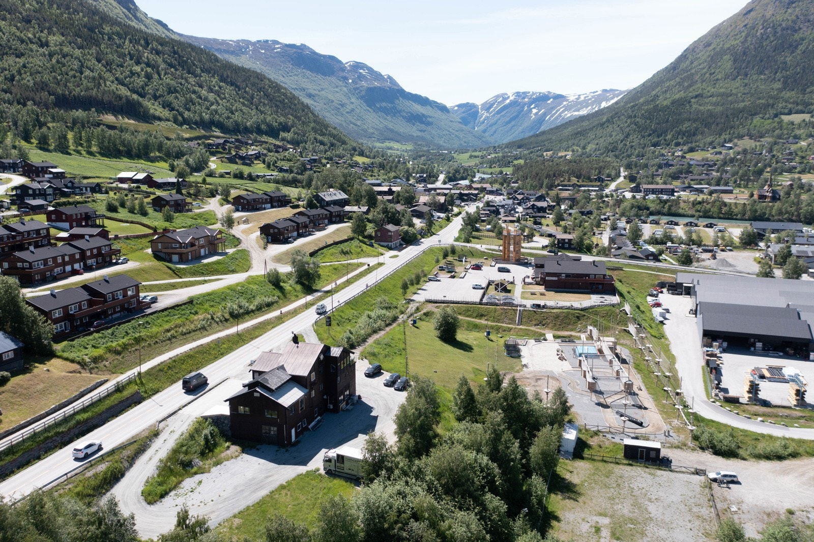 EIE_Lom-7 Galleribilde