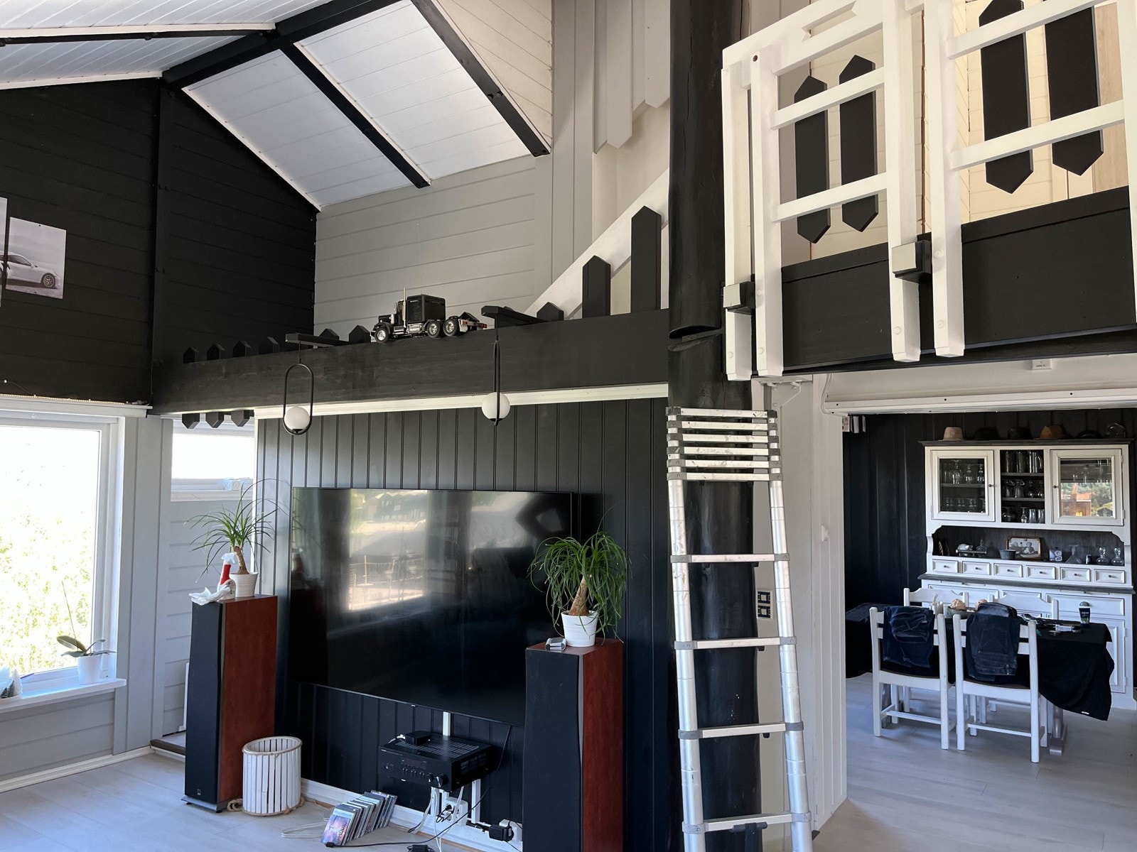 EIE_Lom-21 Galleribilde