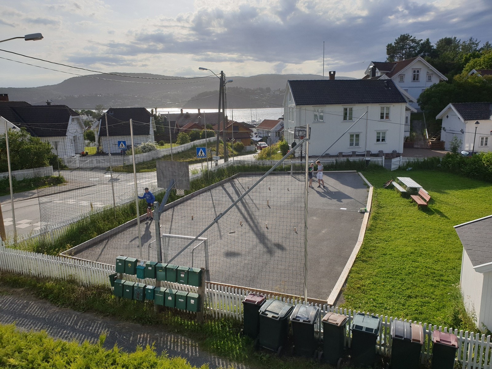 Lekeplass (rett ved) Galleribilde