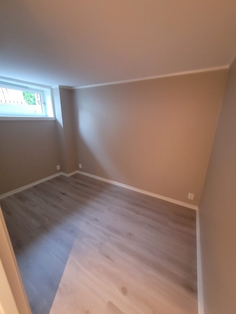 "kontor". Galleribilde