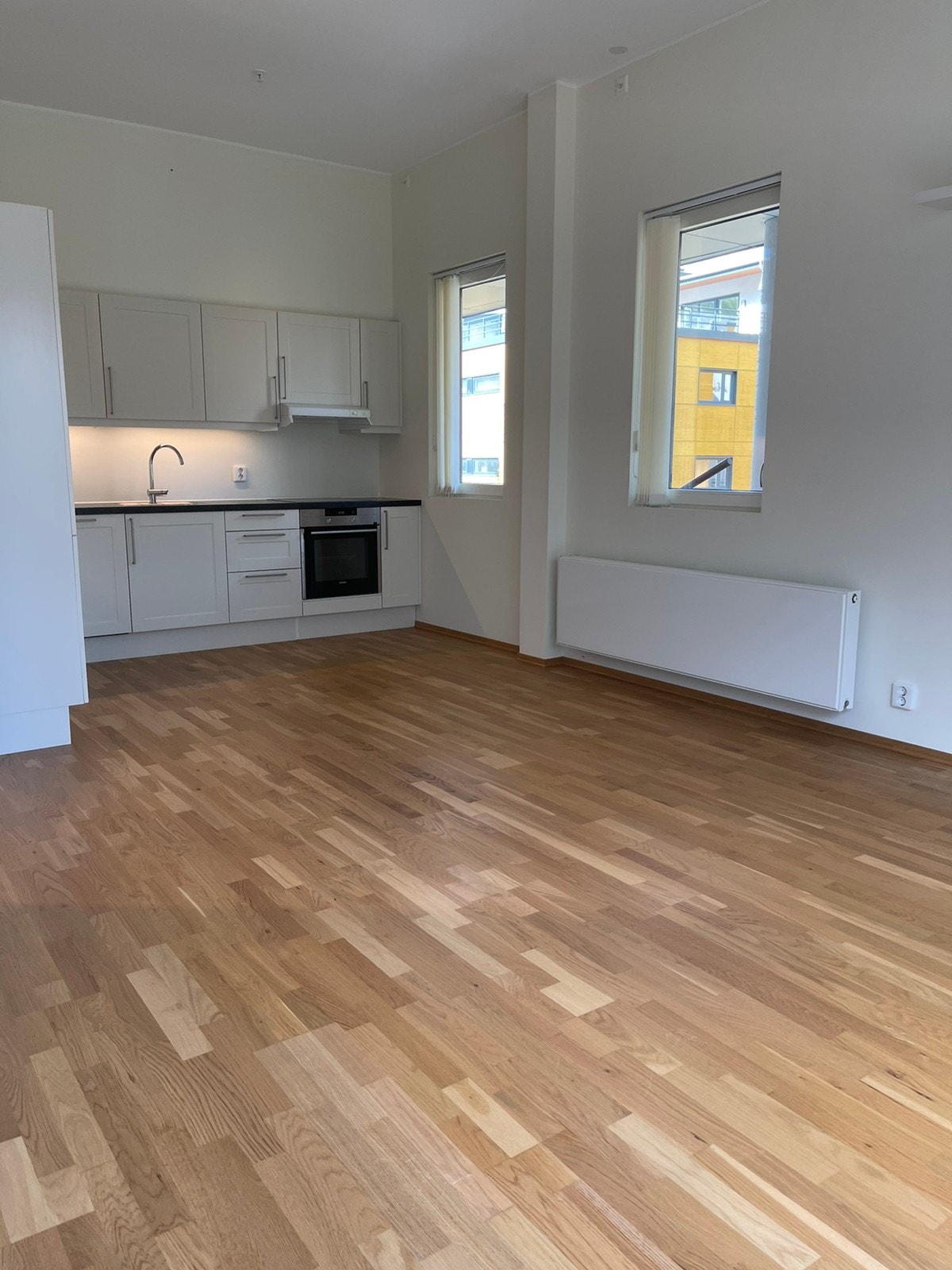 Kjøkken fra HTH med integrerte hvitevarer Galleribilde