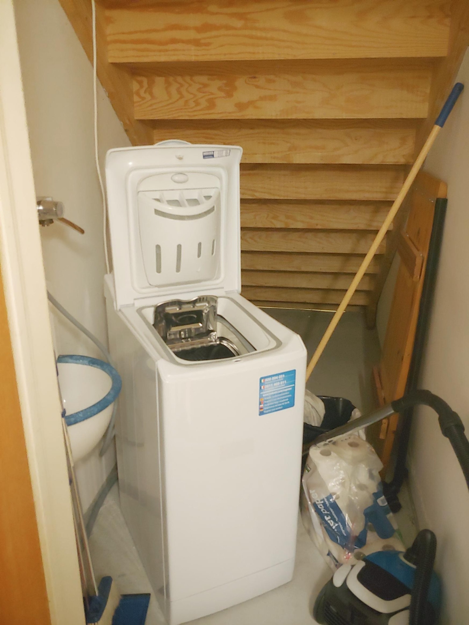 Vaskerom Galleribilde