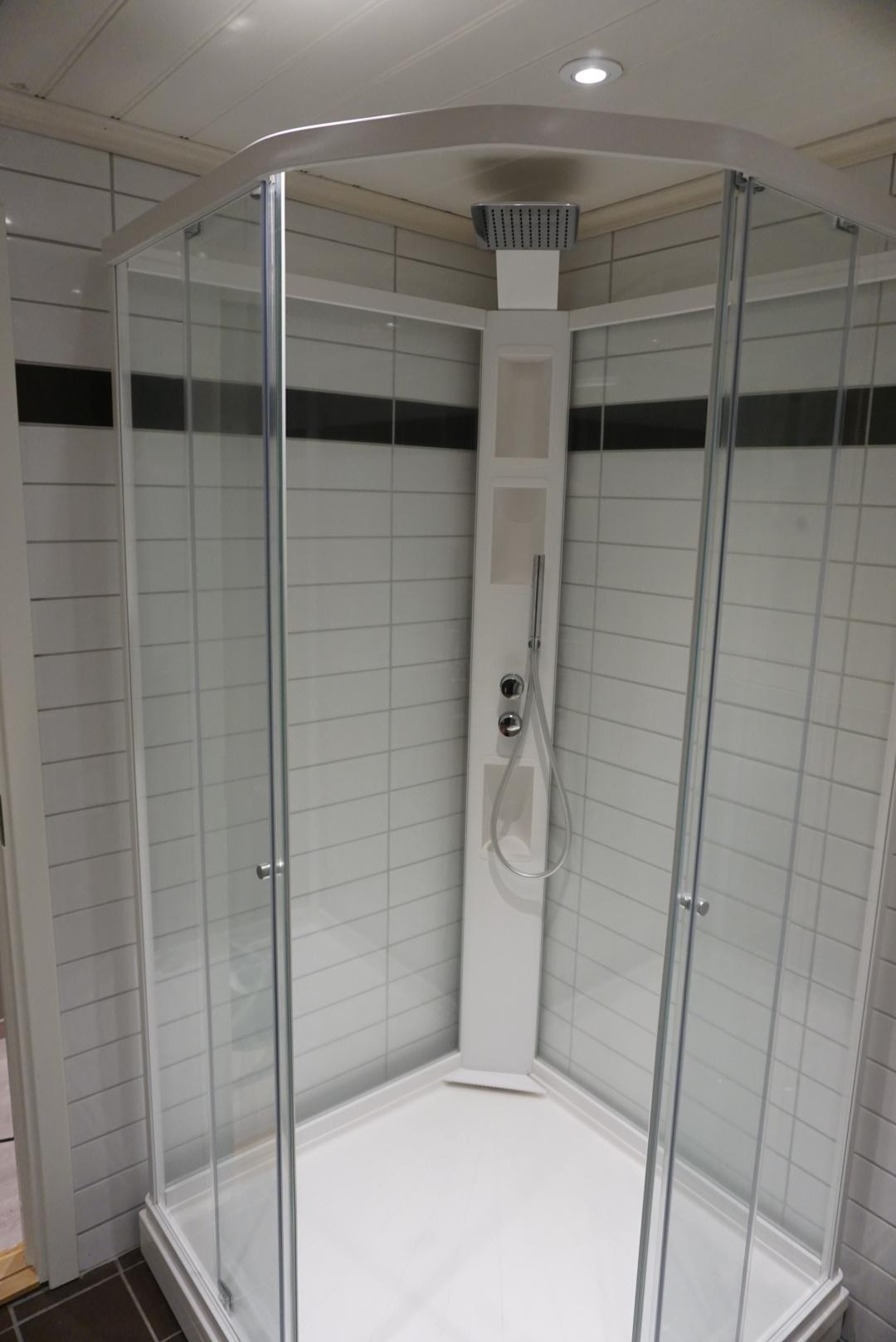 Stor romslig dusj Galleribilde