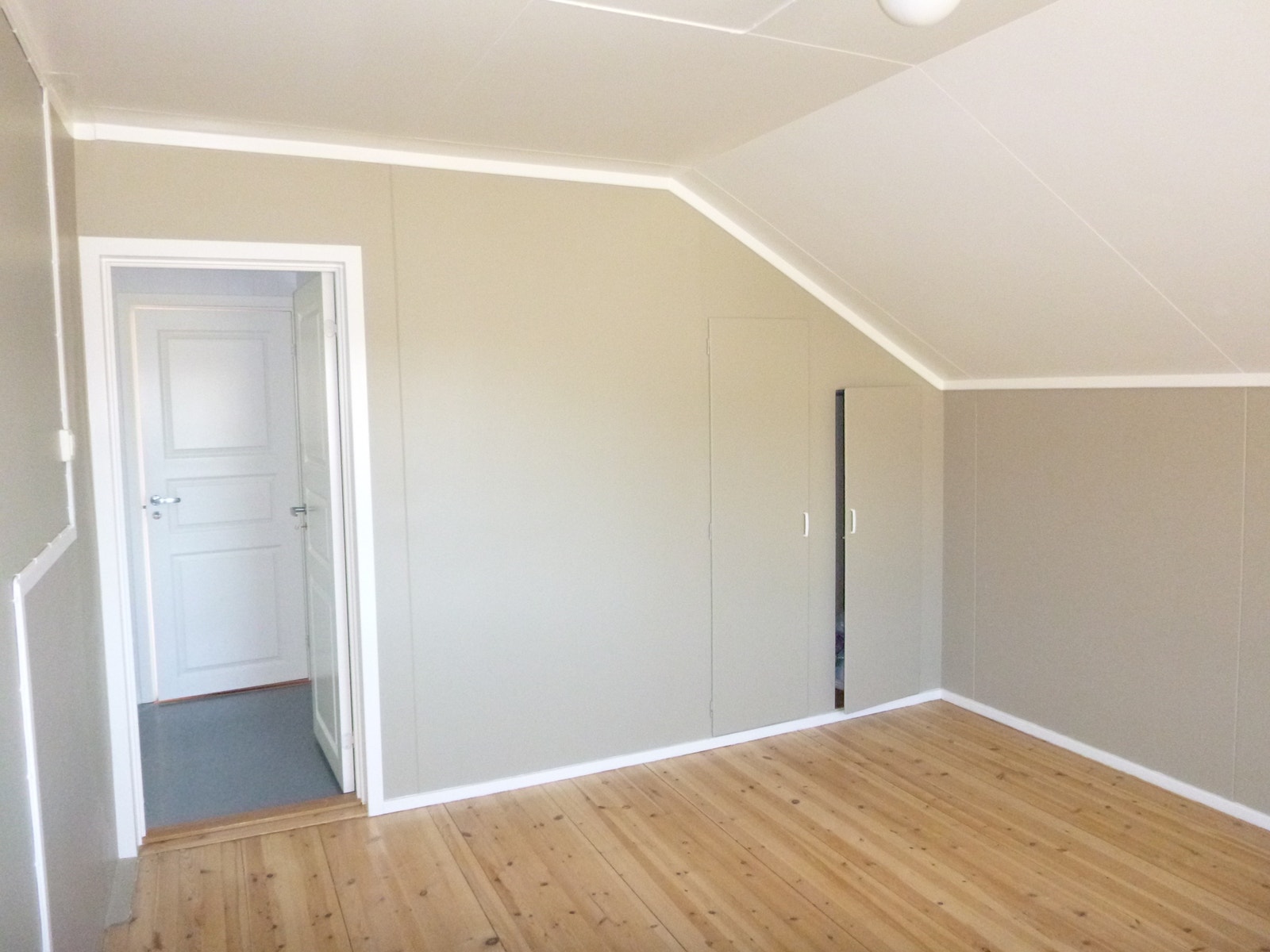 Soverom 2 (2. etg mot sør-vest) Galleribilde